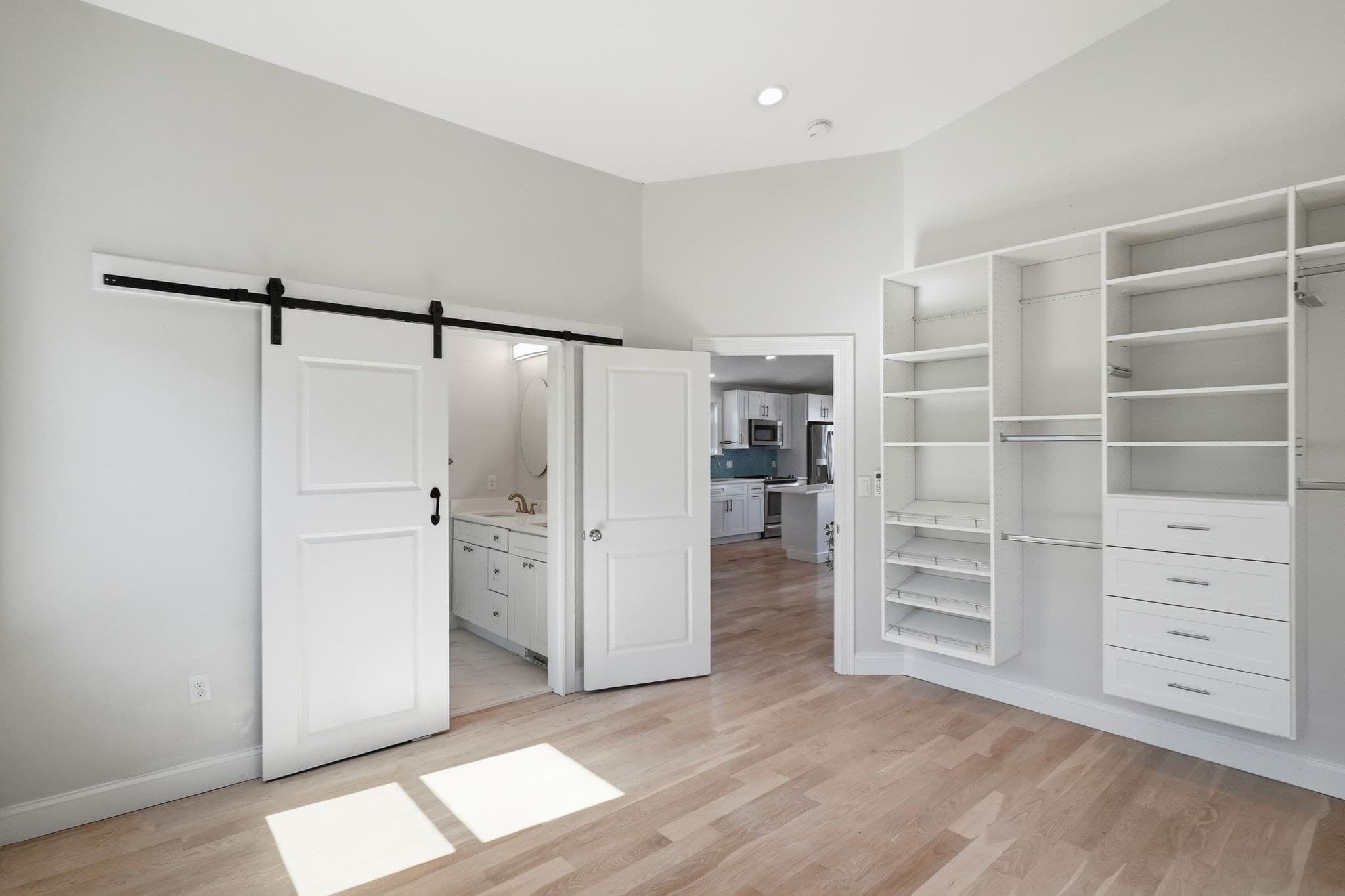 Condominium at 34 Underhill Street # 4, Winthrop MA 02152, Winthrop, photo 12 of 17