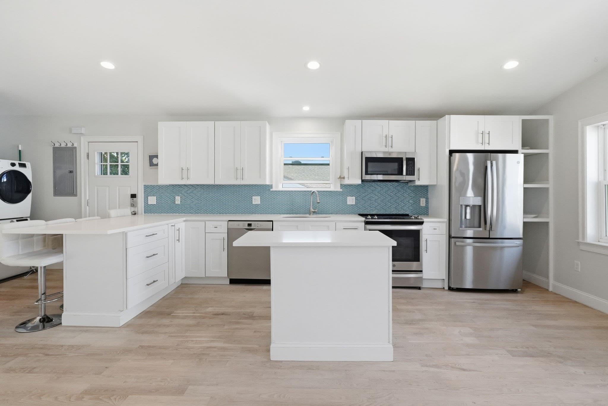 Condominium at 34 Underhill Street # 4, Winthrop MA 02152, Winthrop, photo 3 of 17