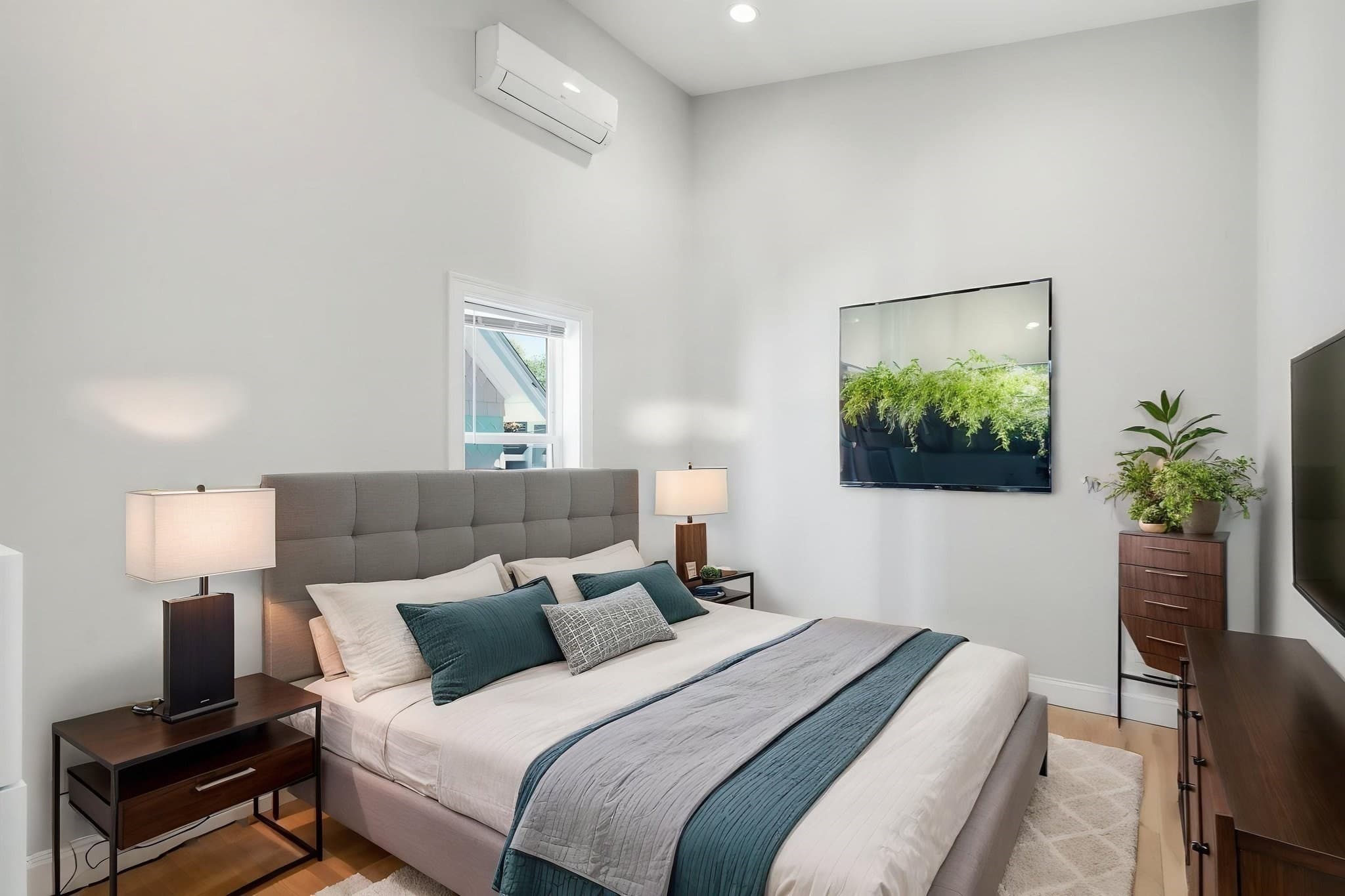 Condominium at 34 Underhill Street # 4, Winthrop MA 02152, Winthrop, photo 9 of 17