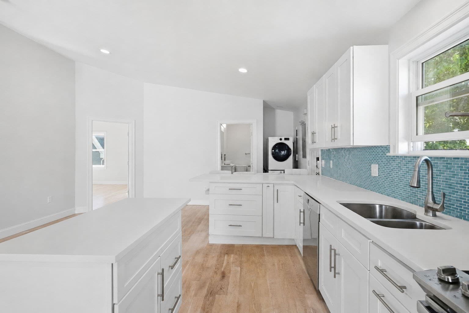 Condominium at 34 Underhill Street # 4, Winthrop MA 02152, Winthrop, photo 4 of 17