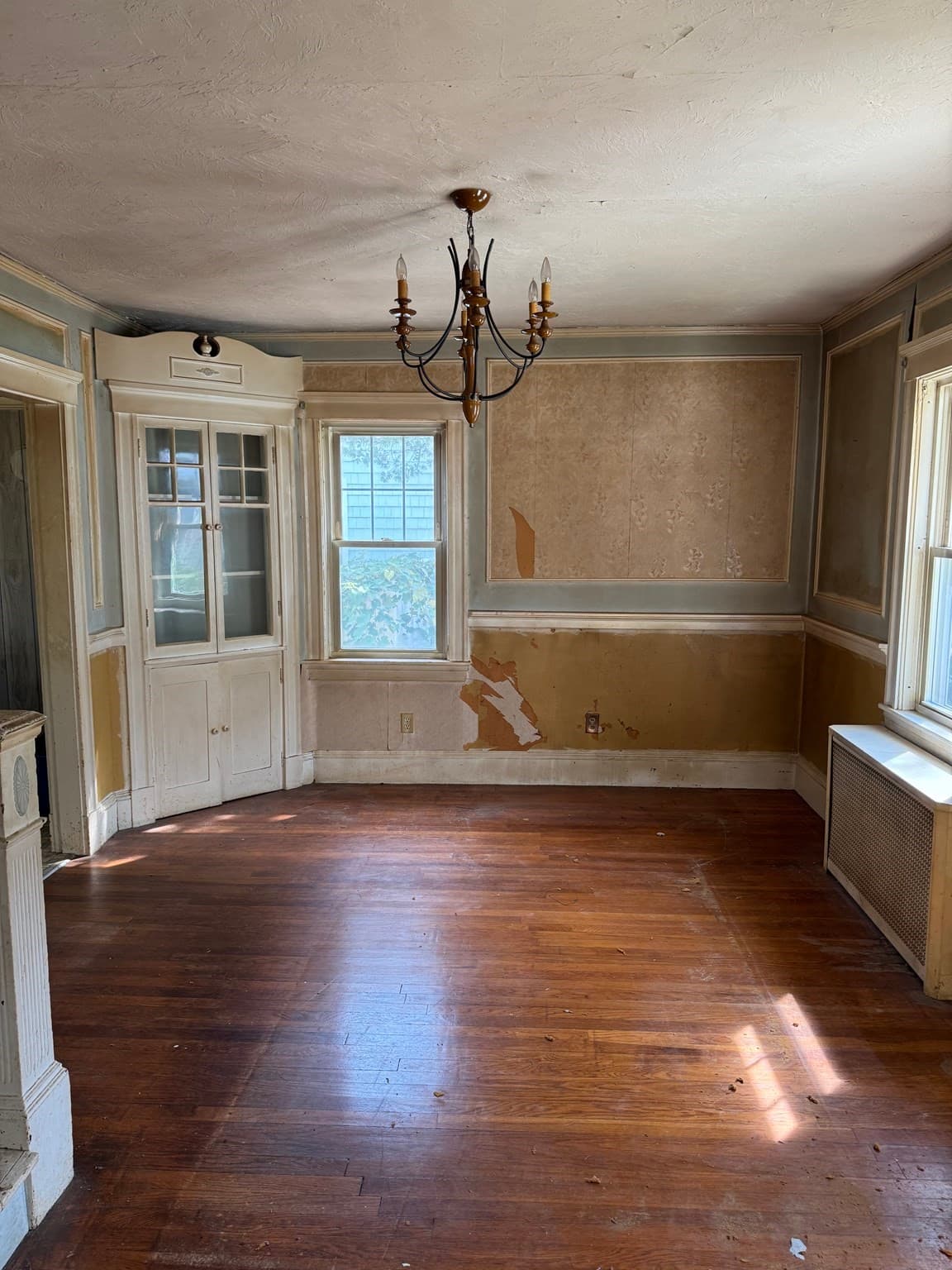 Single Family Residence at 45 Robinswood Rd, Weymouth MA 02190, Weymouth, photo 7 of 12