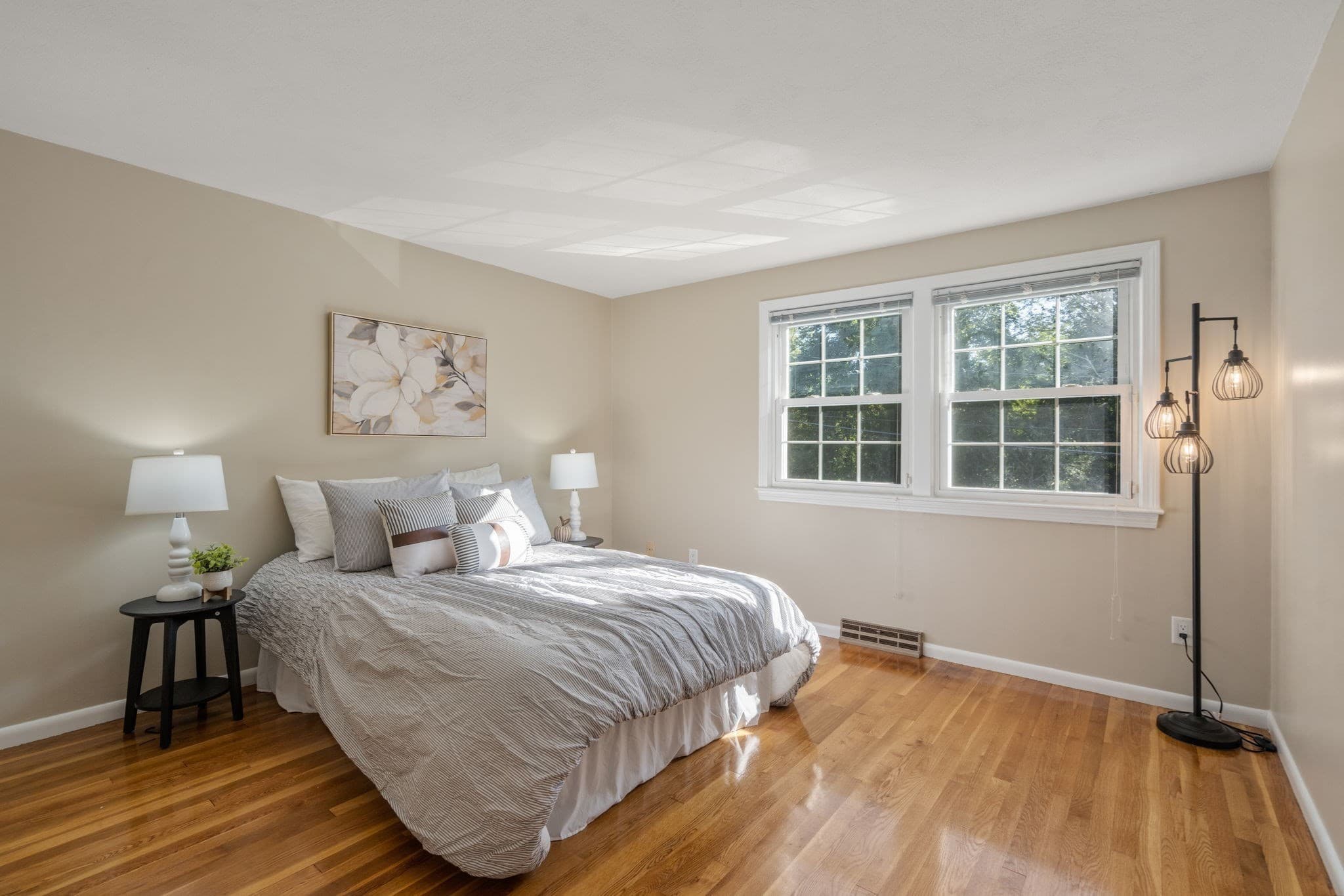 Single Family Residence at 16 Bacon Rd, Framingham MA 01701, Framingham, photo 22 of 35
