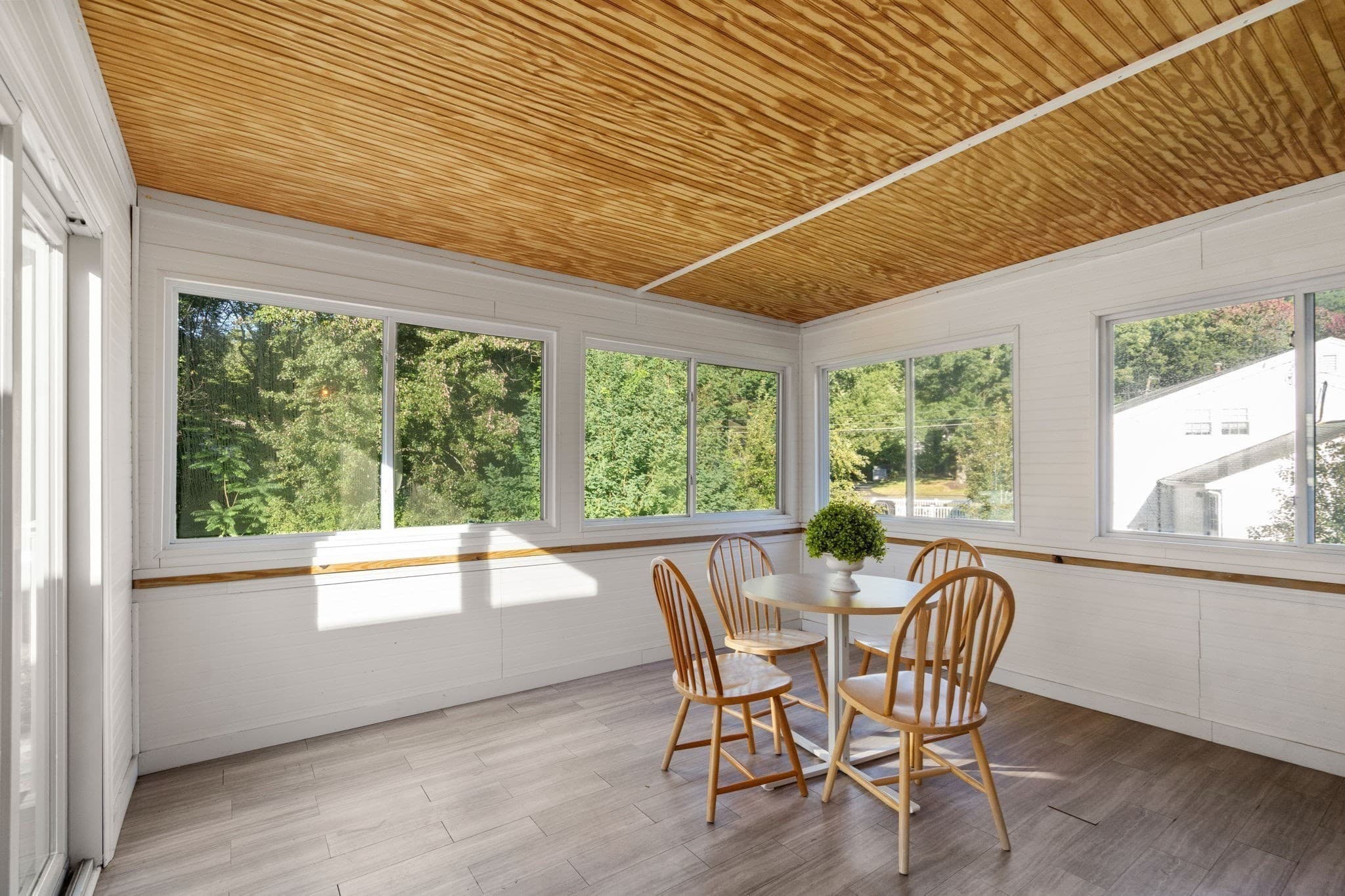 Single Family Residence at 16 Bacon Rd, Framingham MA 01701, Framingham, photo 7 of 35