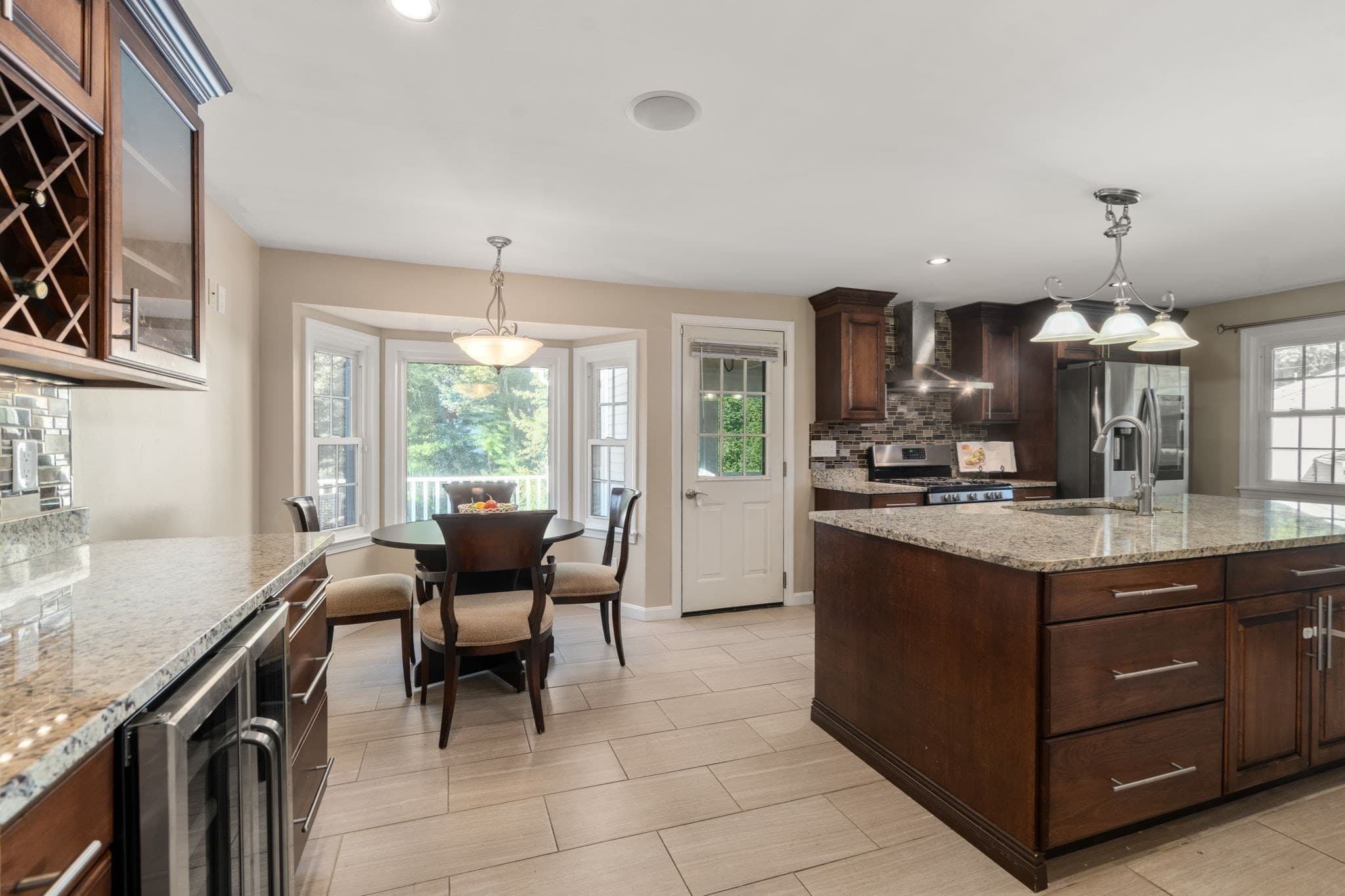 16 Bacon Rd, Framingham MA 01701