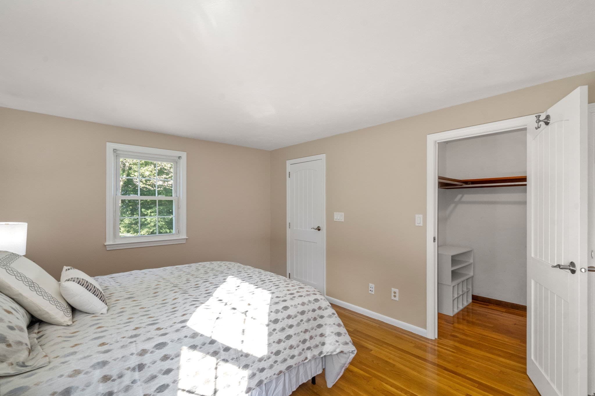 Single Family Residence at 16 Bacon Rd, Framingham MA 01701, Framingham, photo 14 of 35