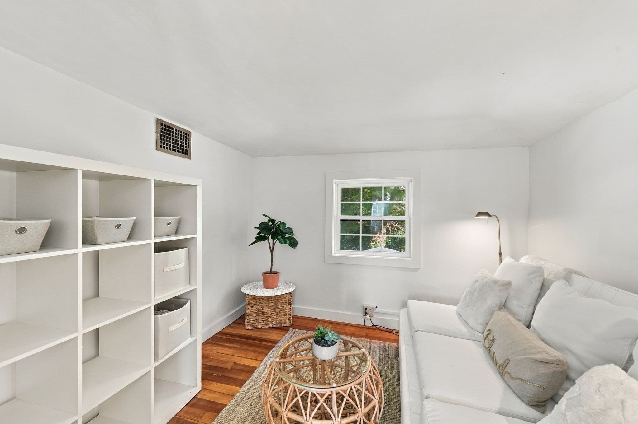 Single Family Residence at 25 Concord St, Gloucester MA 01930, Gloucester, photo 32 of 42