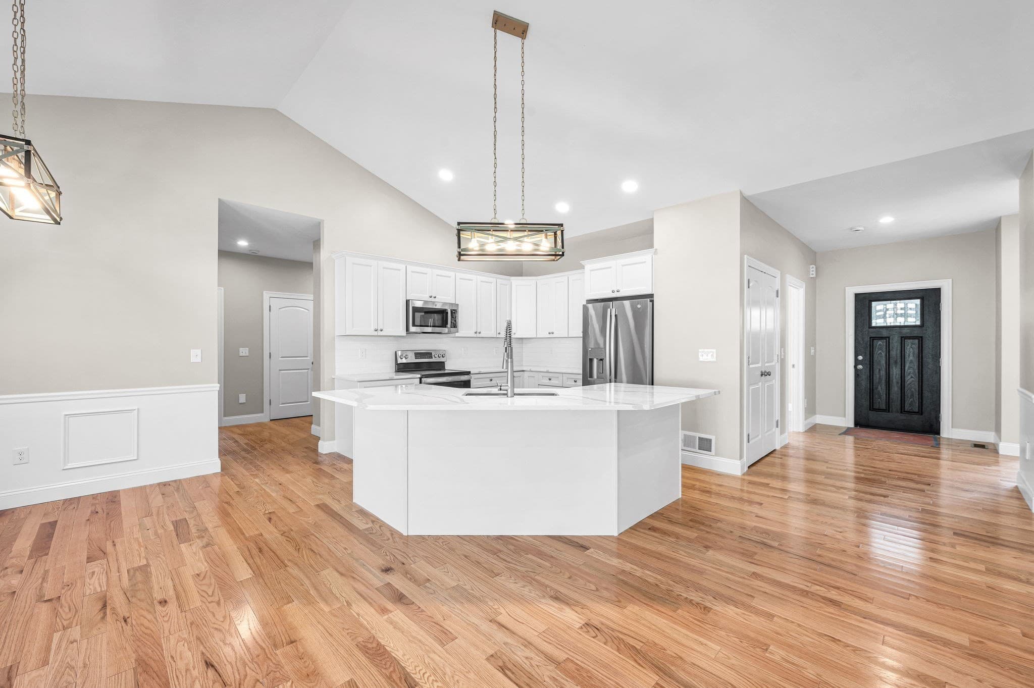 Single Family Residence at 15 High Bluff, Belchertown MA 01007, Belchertown, photo 15 of 41