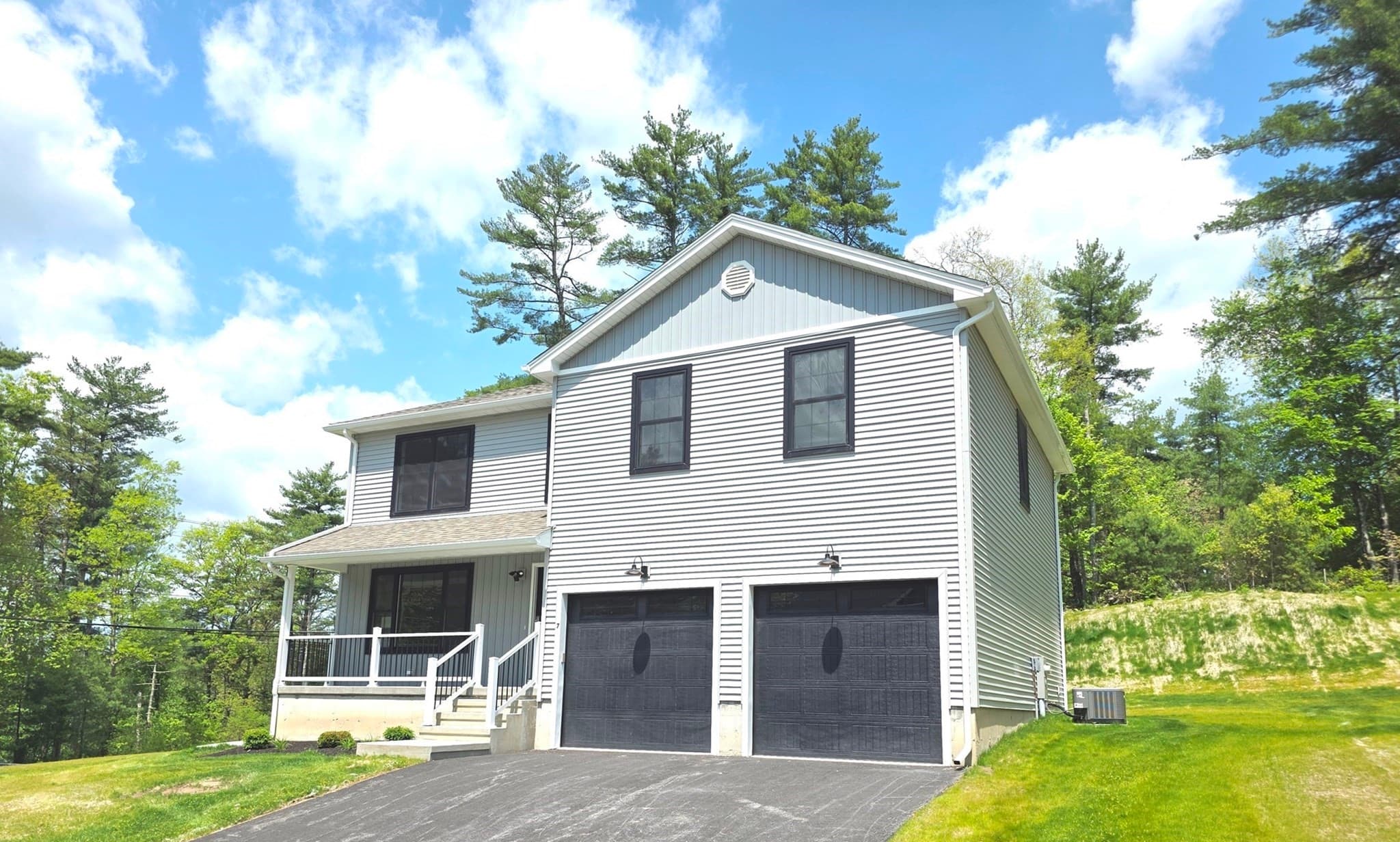 Single Family Residence at 7 High Bluff, Belchertown MA 01007, Belchertown, photo 2 of 42