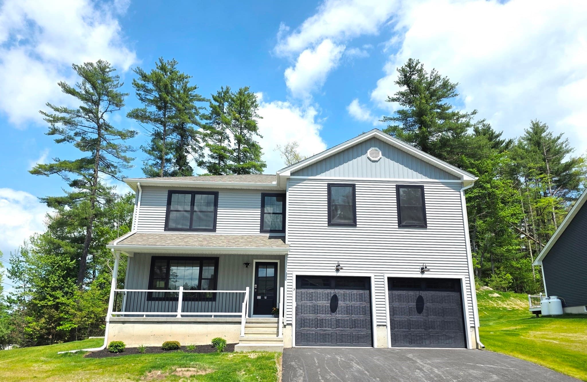 7 High Bluff, Belchertown MA 01007
