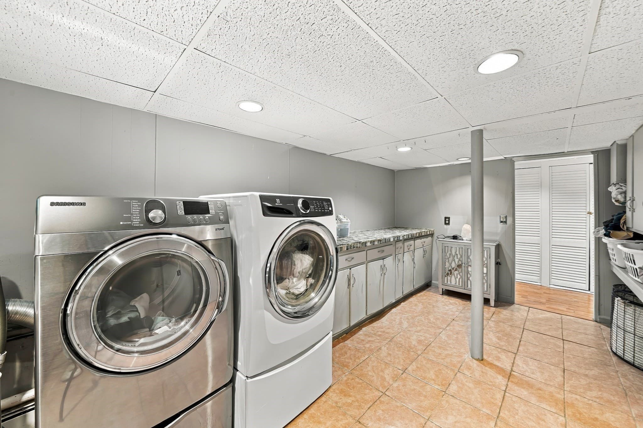 Single Family Residence at 15 Alden Circle, Reading MA 01867, Reading, photo 31 of 39