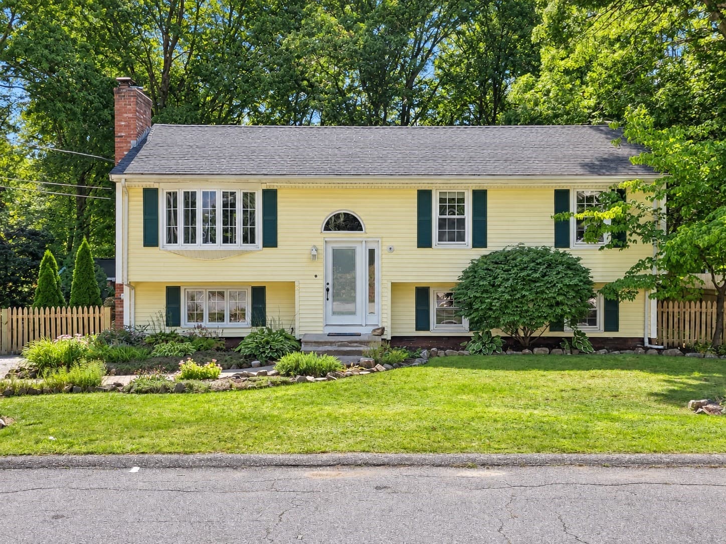 Single Family Residence at 5 Glenwood Cir, Attleboro MA 02703, Attleboro, photo 33 of 36