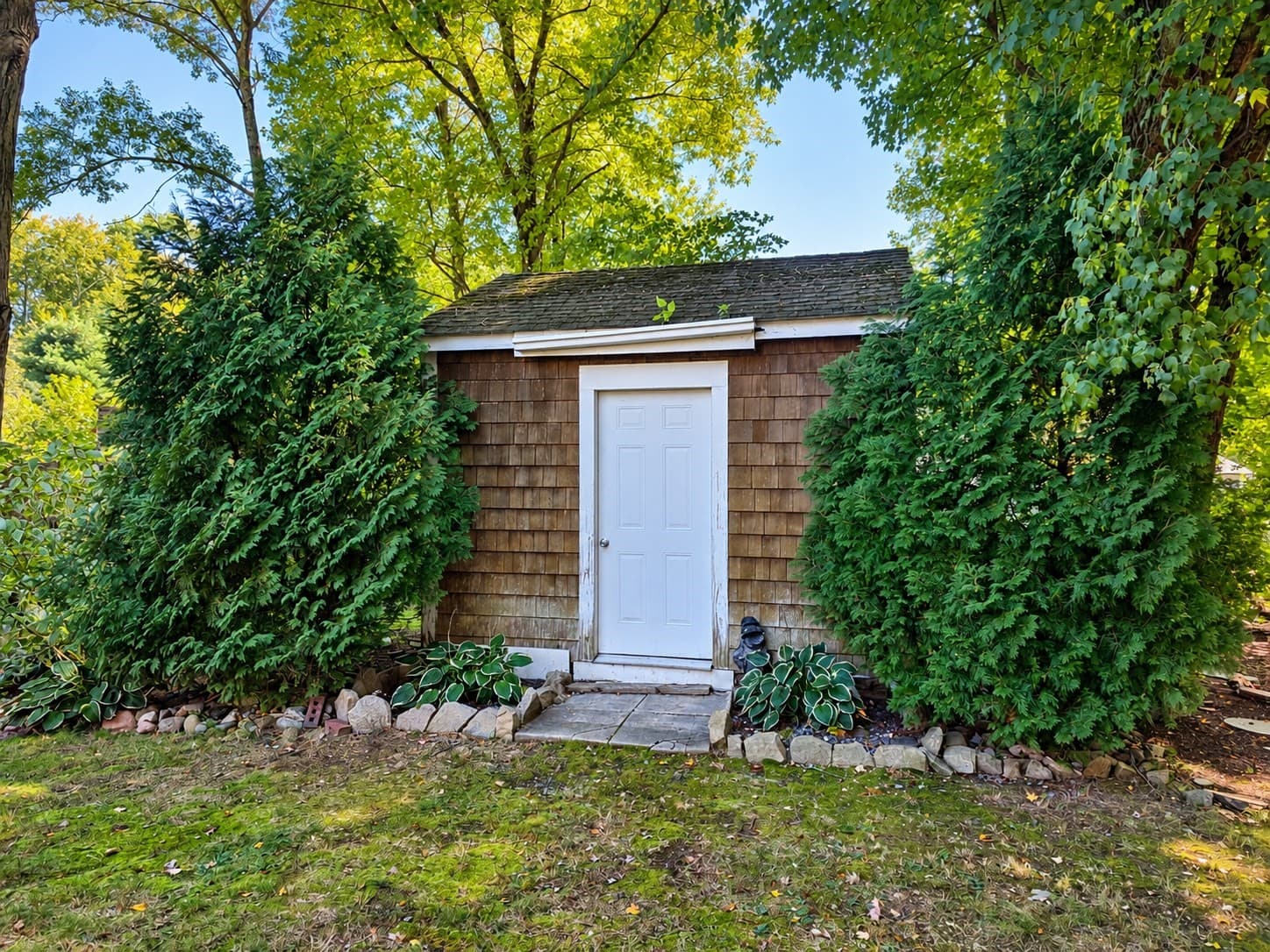 Single Family Residence at 5 Glenwood Cir, Attleboro MA 02703, Attleboro, photo 31 of 36