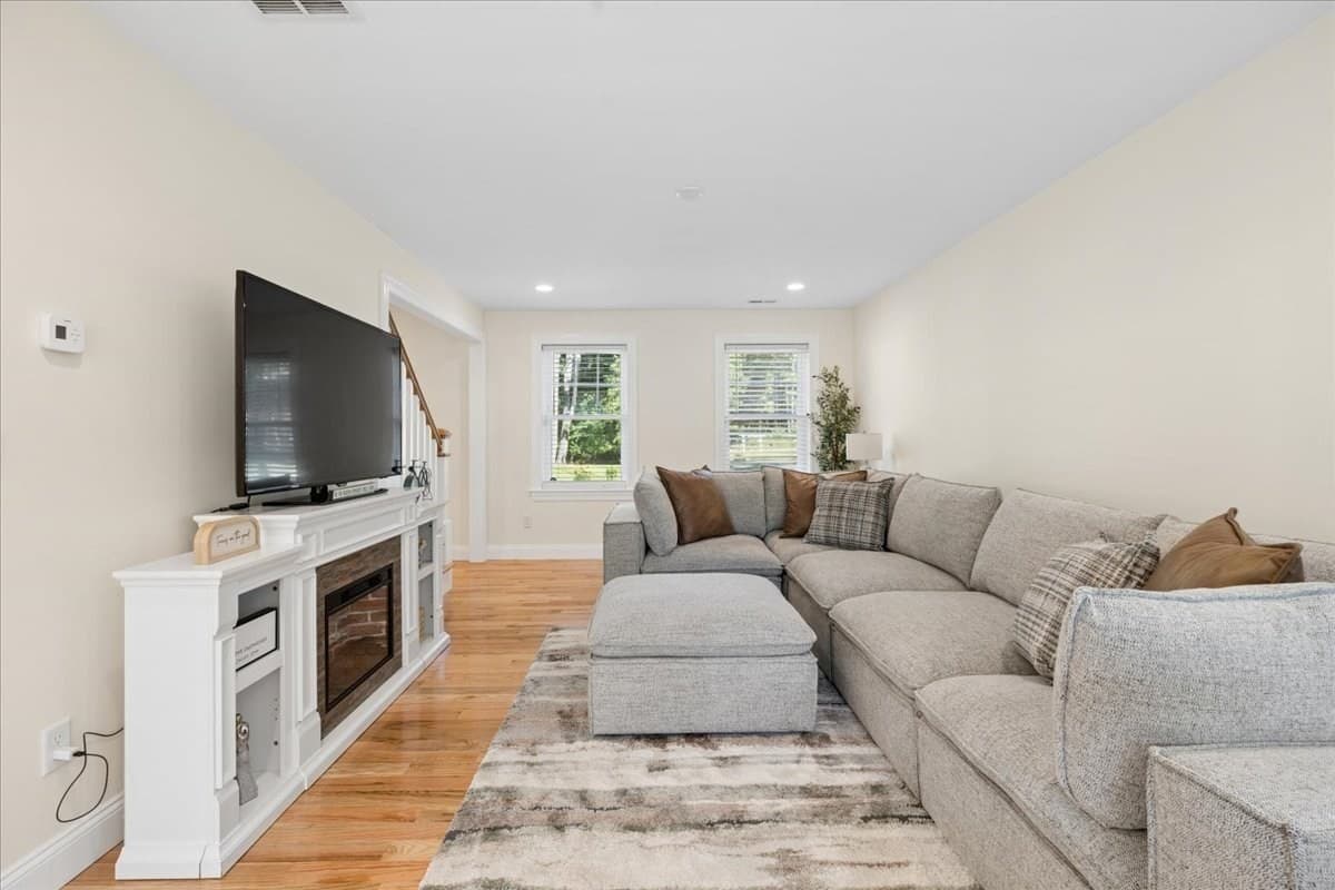 Single Family Residence at 44 California, Tewksbury MA 01876, Tewksbury, photo 17 of 40