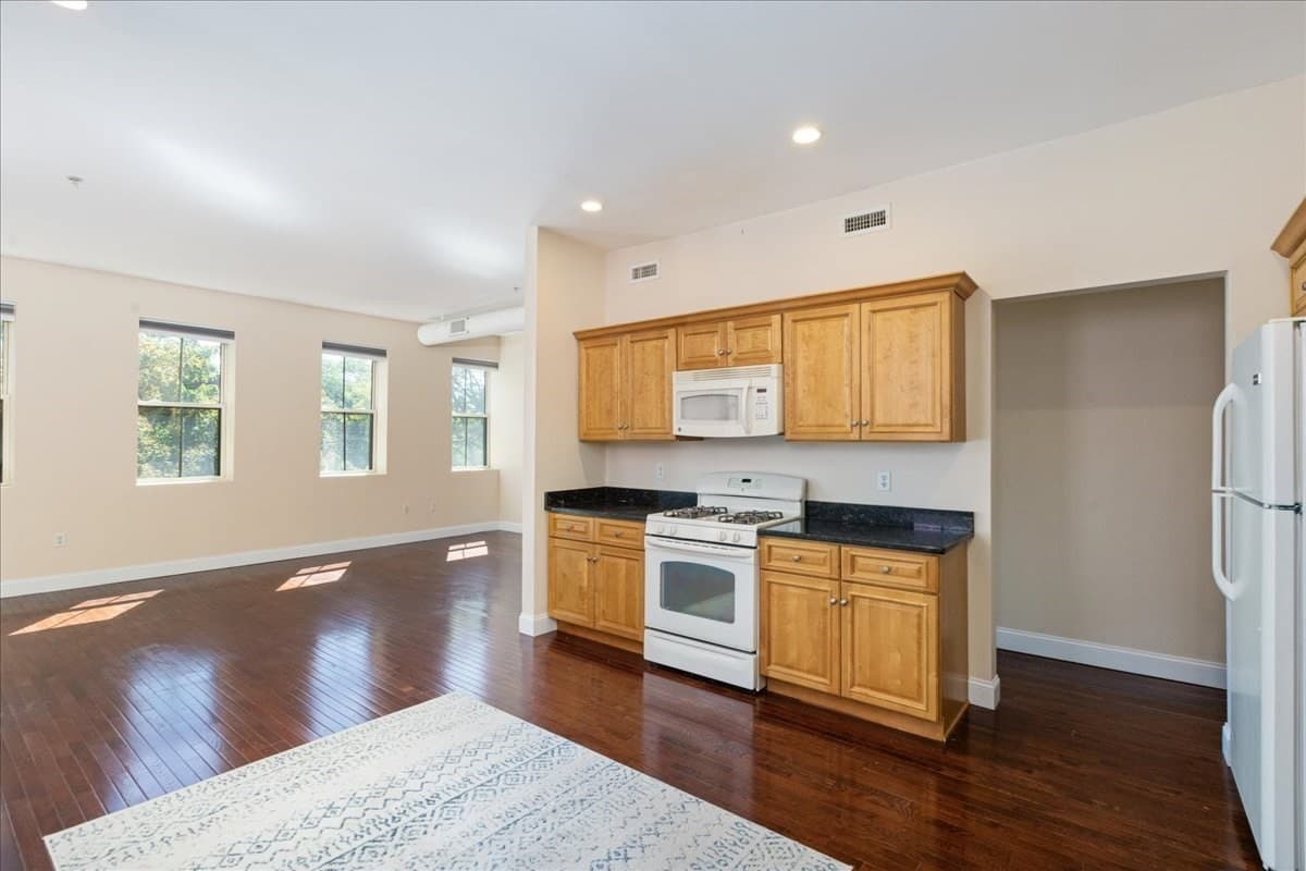 Condominium at 24 Washington St # 301, Haverhill MA 01832, Haverhill, photo 3 of 30