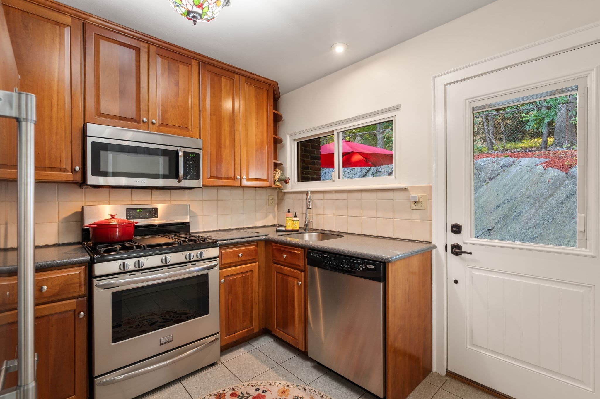 Single Family Residence at 122 Austin St, Newton MA 02460, Newton, photo 13 of 37