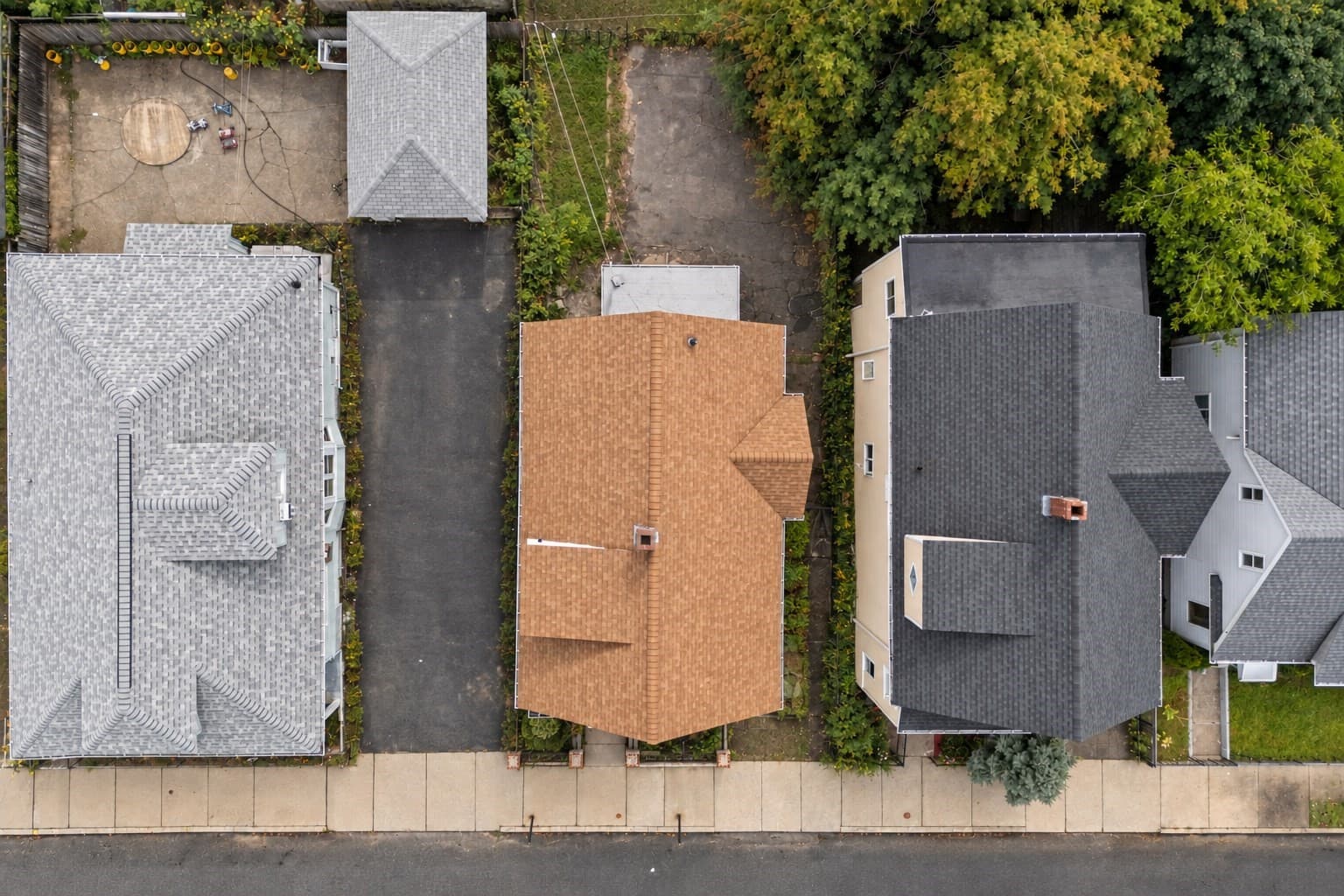 Single Family Residence at 25 Rock Valley Ave, Everett MA 02149, Everett, photo 6 of 24