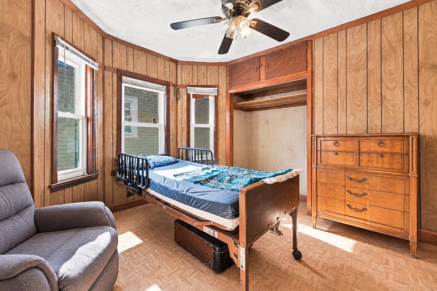 Single Family Residence at 25 Rock Valley Ave, Everett MA 02149, Everett, photo 17 of 24