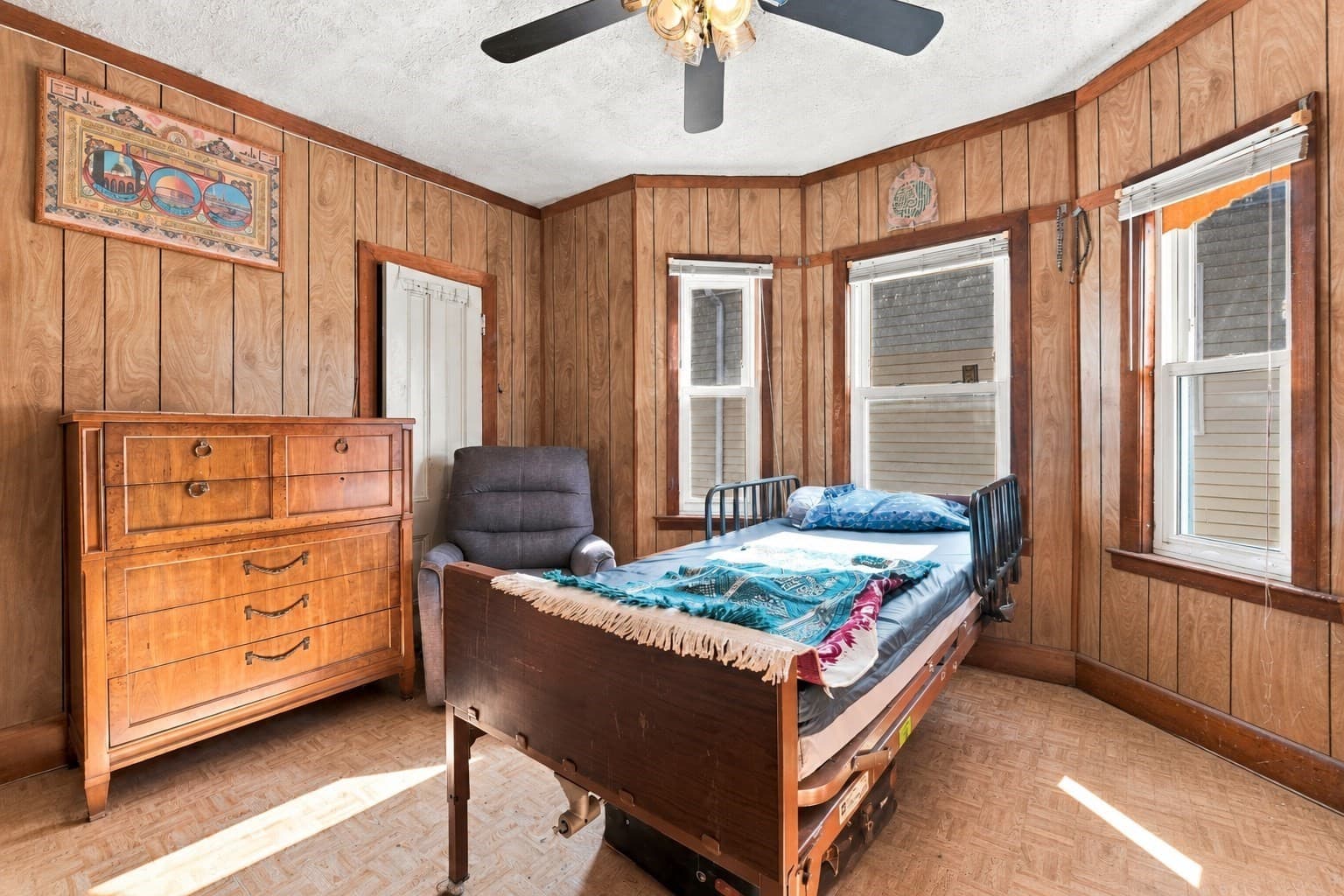 Single Family Residence at 25 Rock Valley Ave, Everett MA 02149, Everett, photo 16 of 24