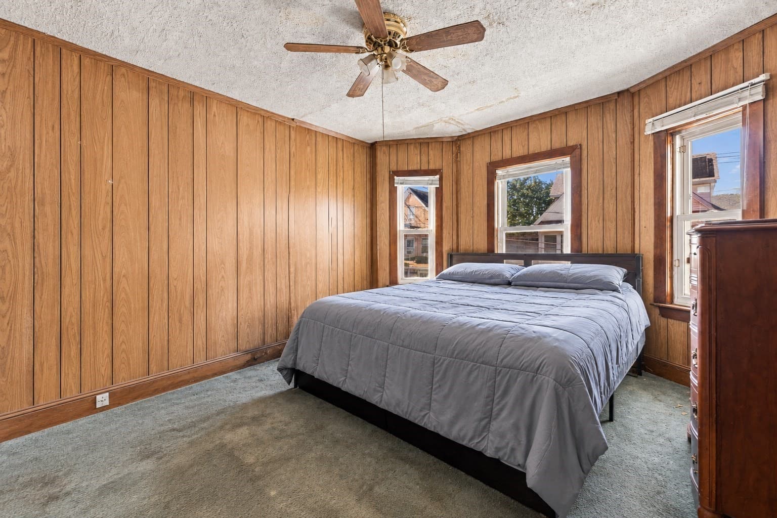 Single Family Residence at 25 Rock Valley Ave, Everett MA 02149, Everett, photo 14 of 24