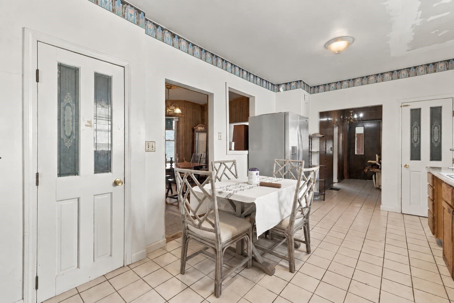 Single Family Residence at 25 Rock Valley Ave, Everett MA 02149, Everett, photo 11 of 24
