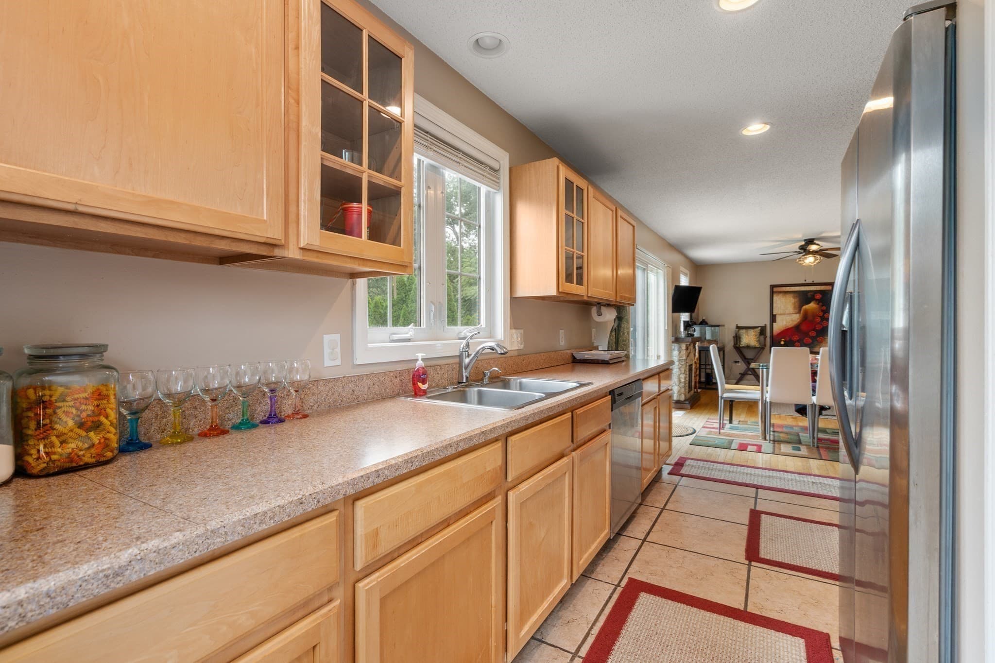 Single Family Residence at 109 Appleton St, Springfield MA 01108, Springfield, photo 13 of 41