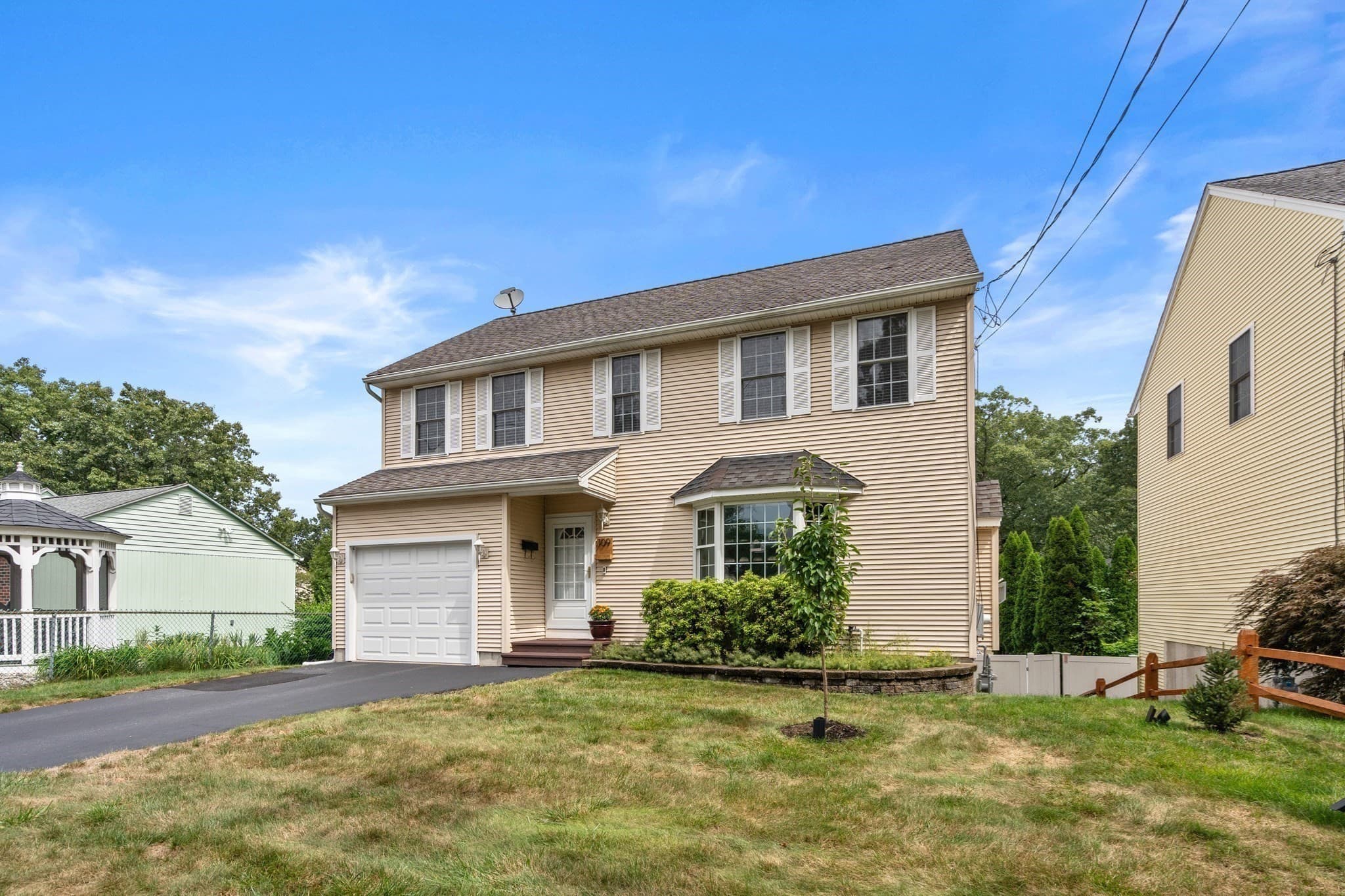 Single Family Residence at 109 Appleton St, Springfield MA 01108, Springfield, photo 39 of 41