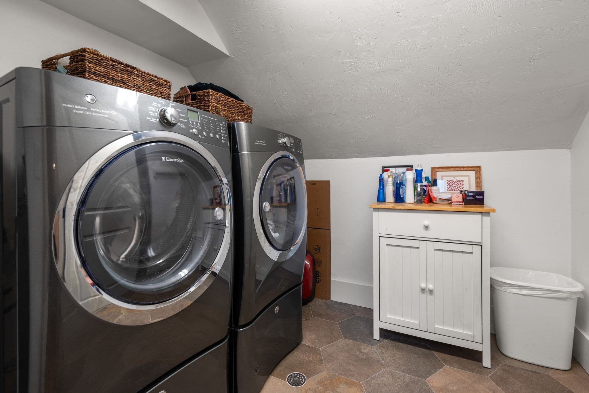 Condominium at 47 High Street # 47, Newton MA 02464, Newton, photo 27 of 41