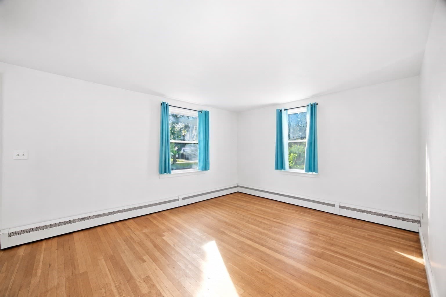 Single Family Residence at 62 Haumont Ter, Springfield MA 01104, Springfield, photo 9 of 19