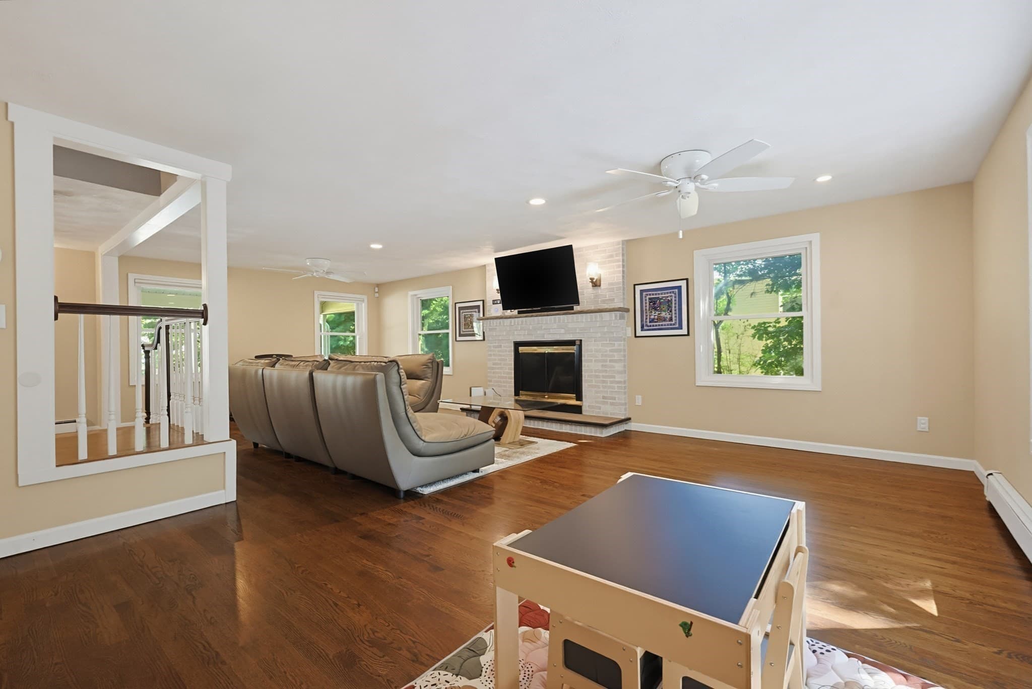 Single Family Residence at 5 Chausse Dr, Methuen MA 01844, Methuen, photo 5 of 42