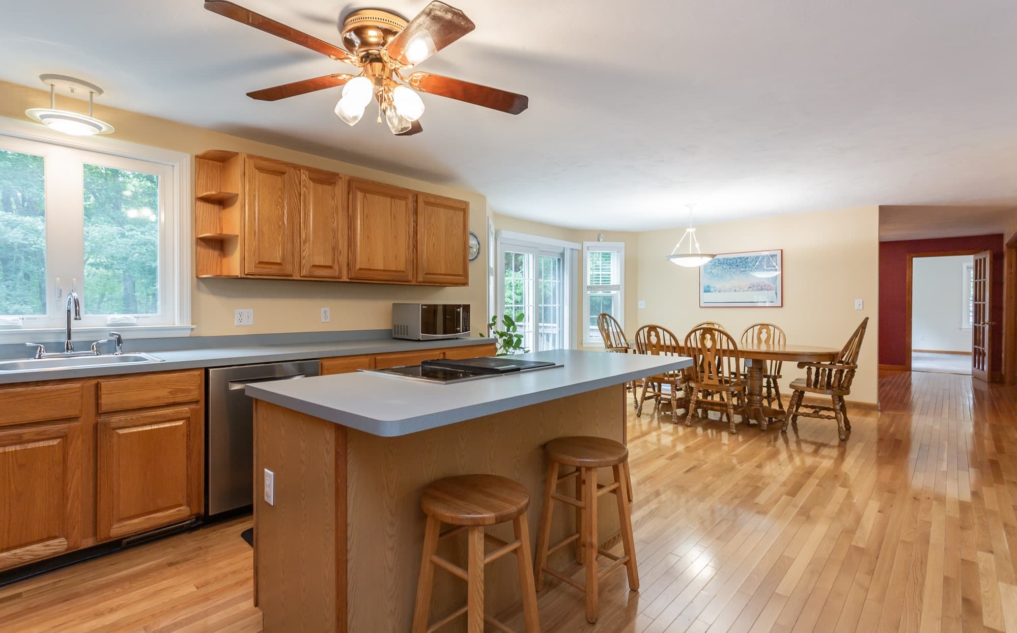 Single Family Residence at 27 Gretchen Way, Raynham MA 02767, Raynham, photo 5 of 40
