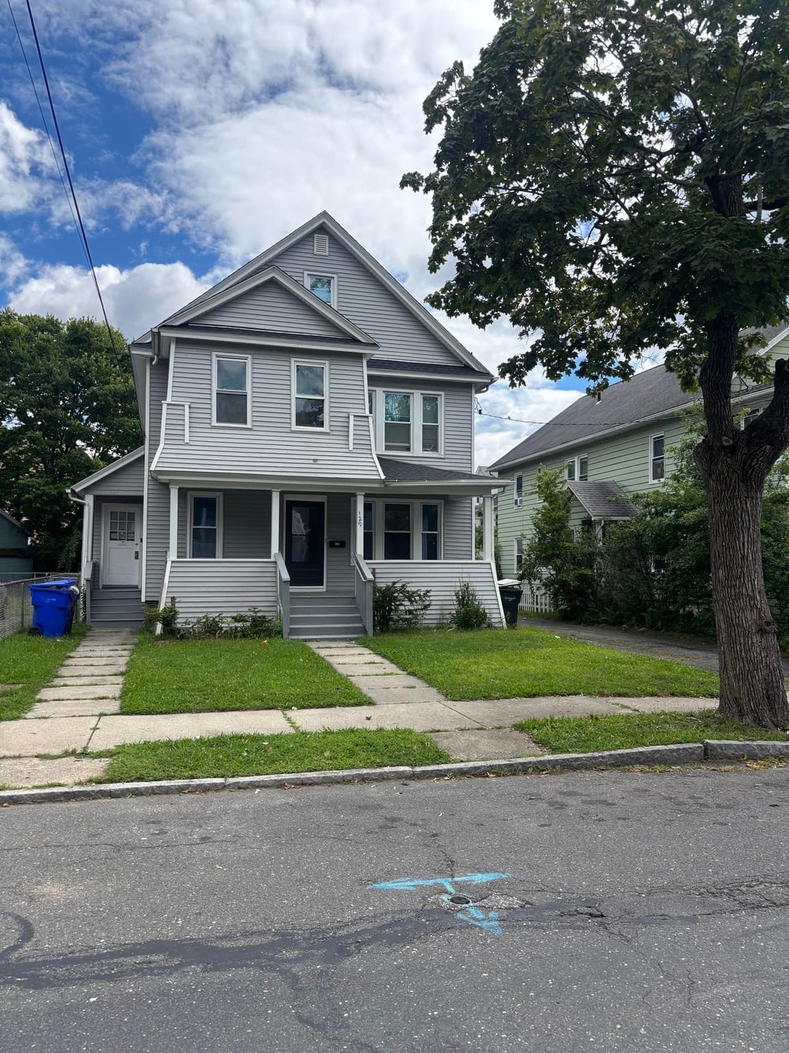 Multi Family at 129-131 W Alvord St, Springfield MA 01108, Springfield, photo 2 of 23