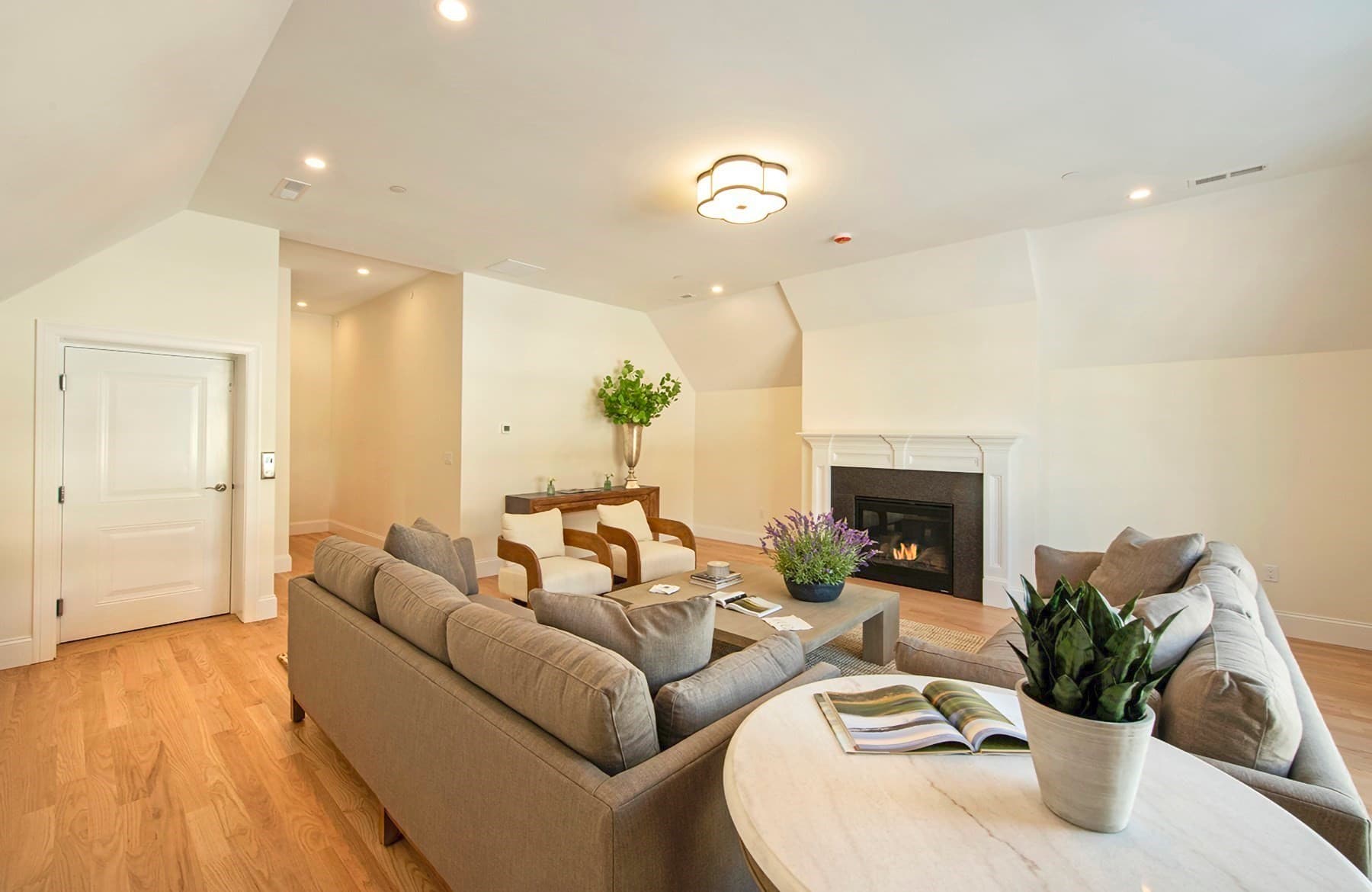 Condominium at 25 Clubview Dr # 25, Andover MA 01810, Andover, photo 14 of 20