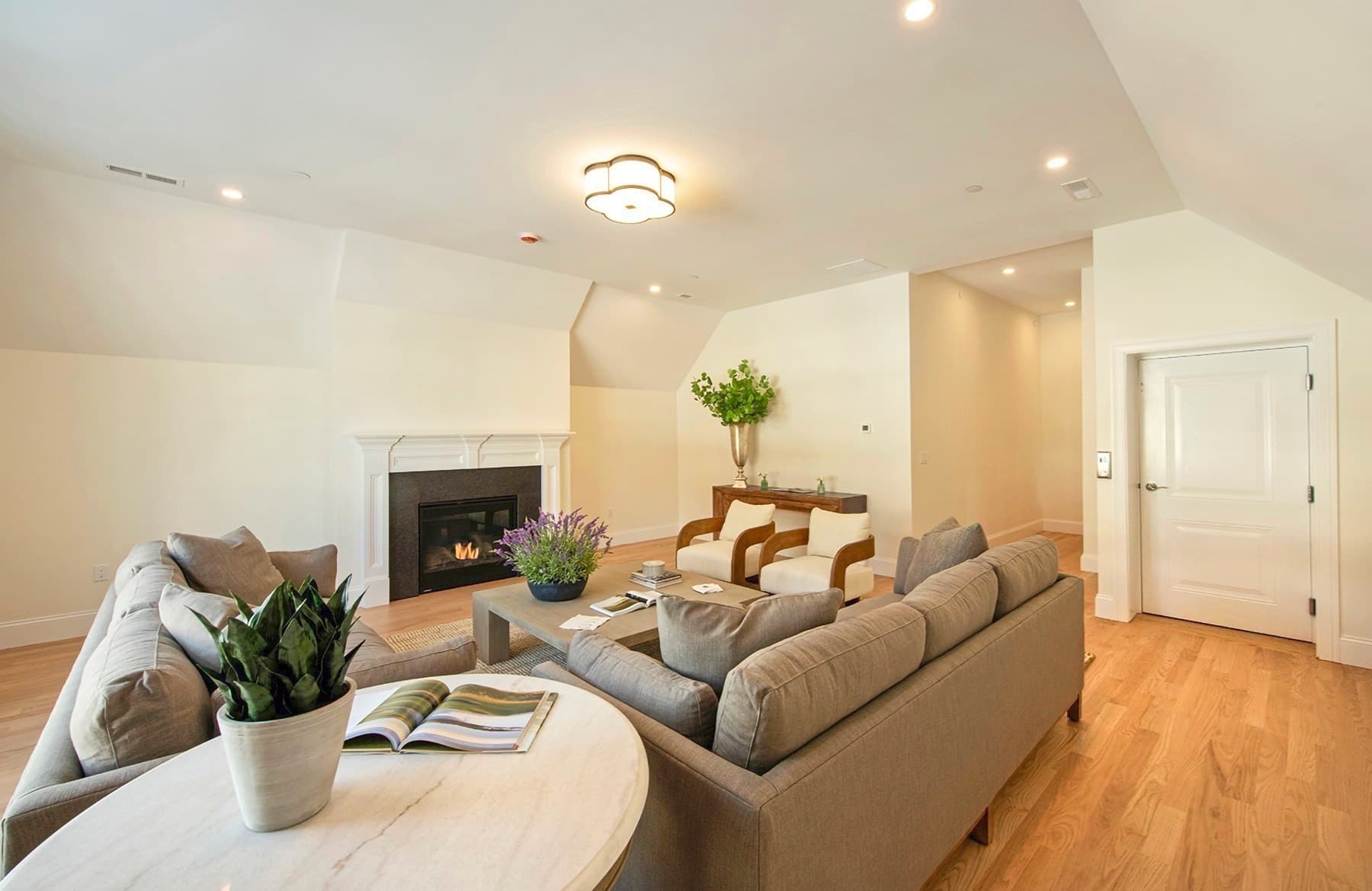 Condominium at 21 Clubview Dr # 21, Andover MA 01810, Andover, photo 18 of 31