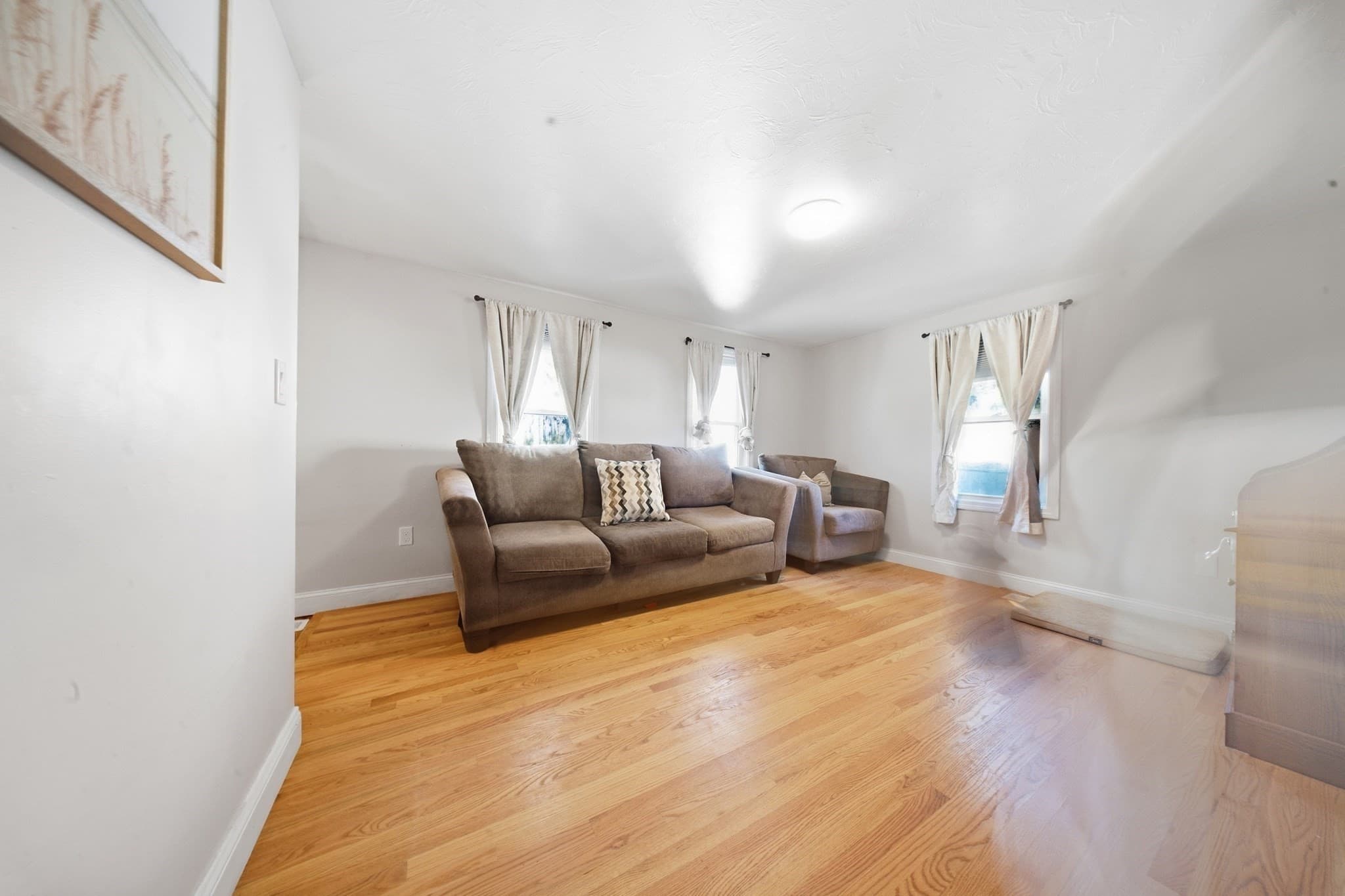 Single Family Residence at 128 Howe St, Marlborough MA 01752, Marlborough, photo 11 of 41