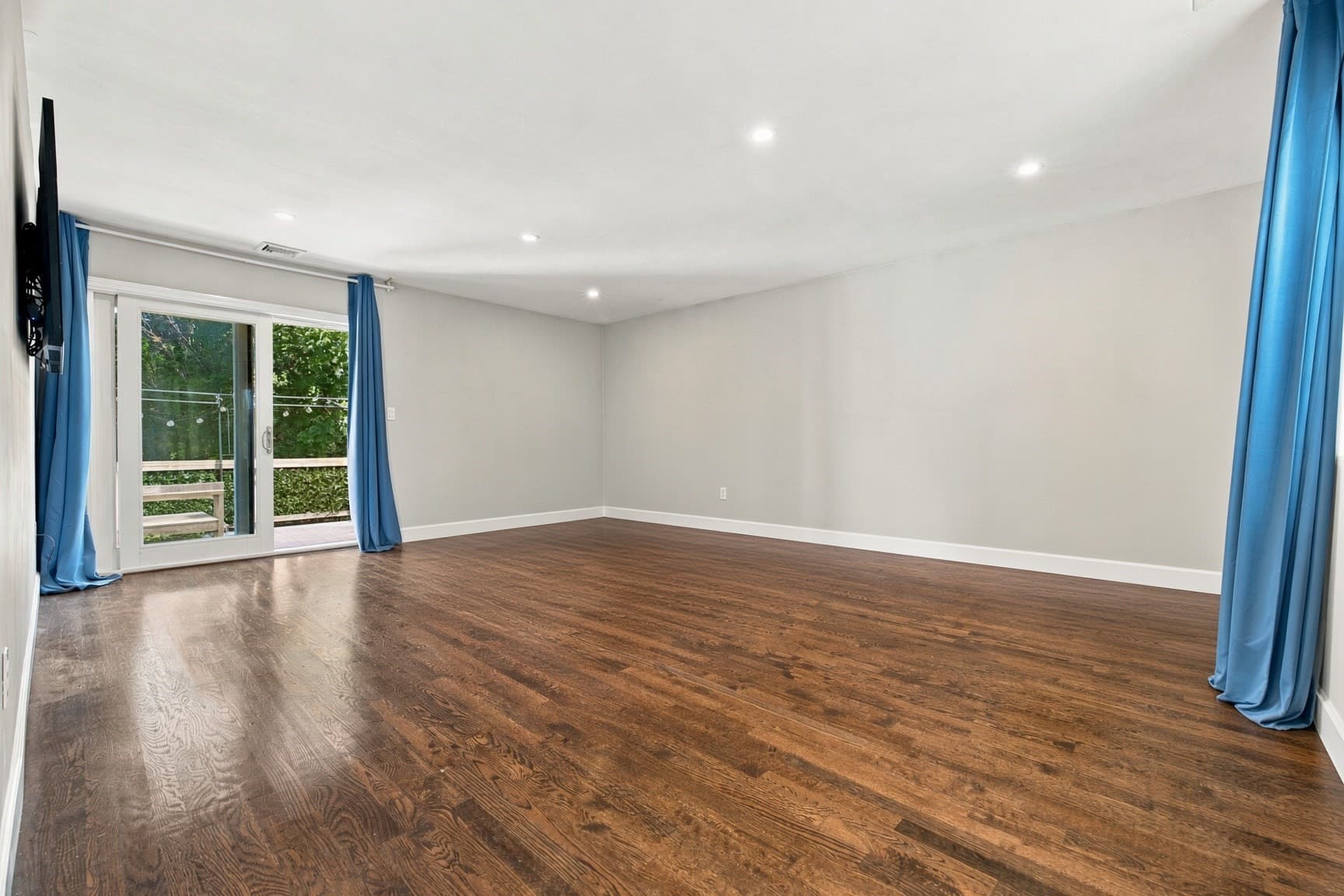 Single Family Residence at 463 Pleasant Street, East Bridgewater MA 02333, East Bridgewater, photo 20 of 36