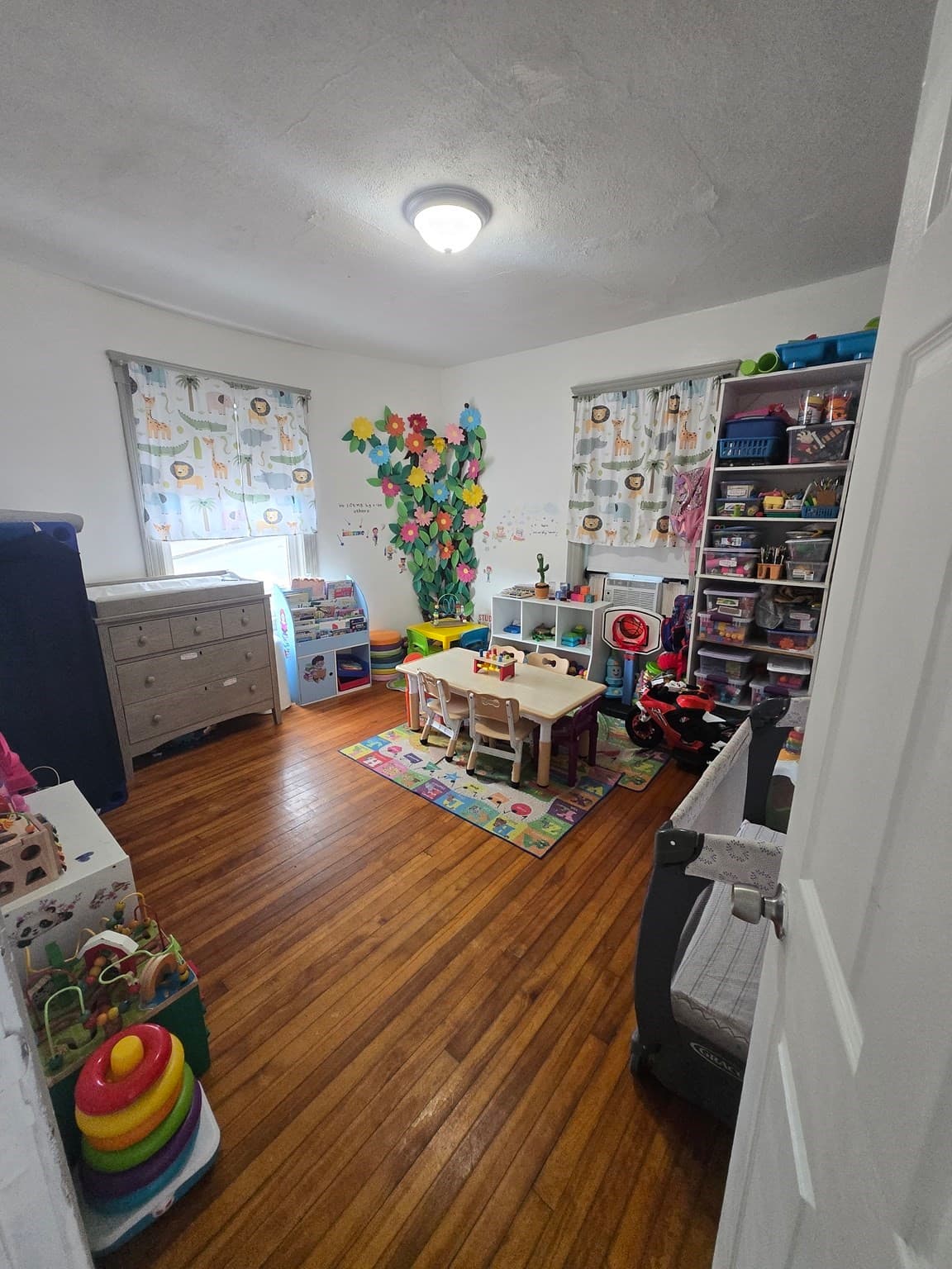 Multi Family at 6 Delaware St, Worcester MA 01603, photo 15 of 22