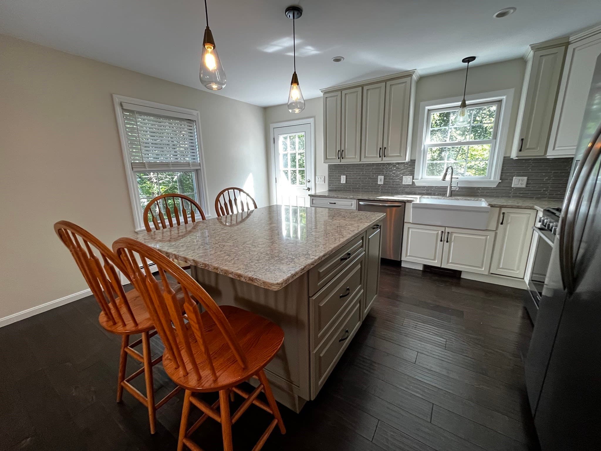 Single Family Residence at 8 Pinewood Rd, Amesbury MA 01913, Amesbury, photo 7 of 34