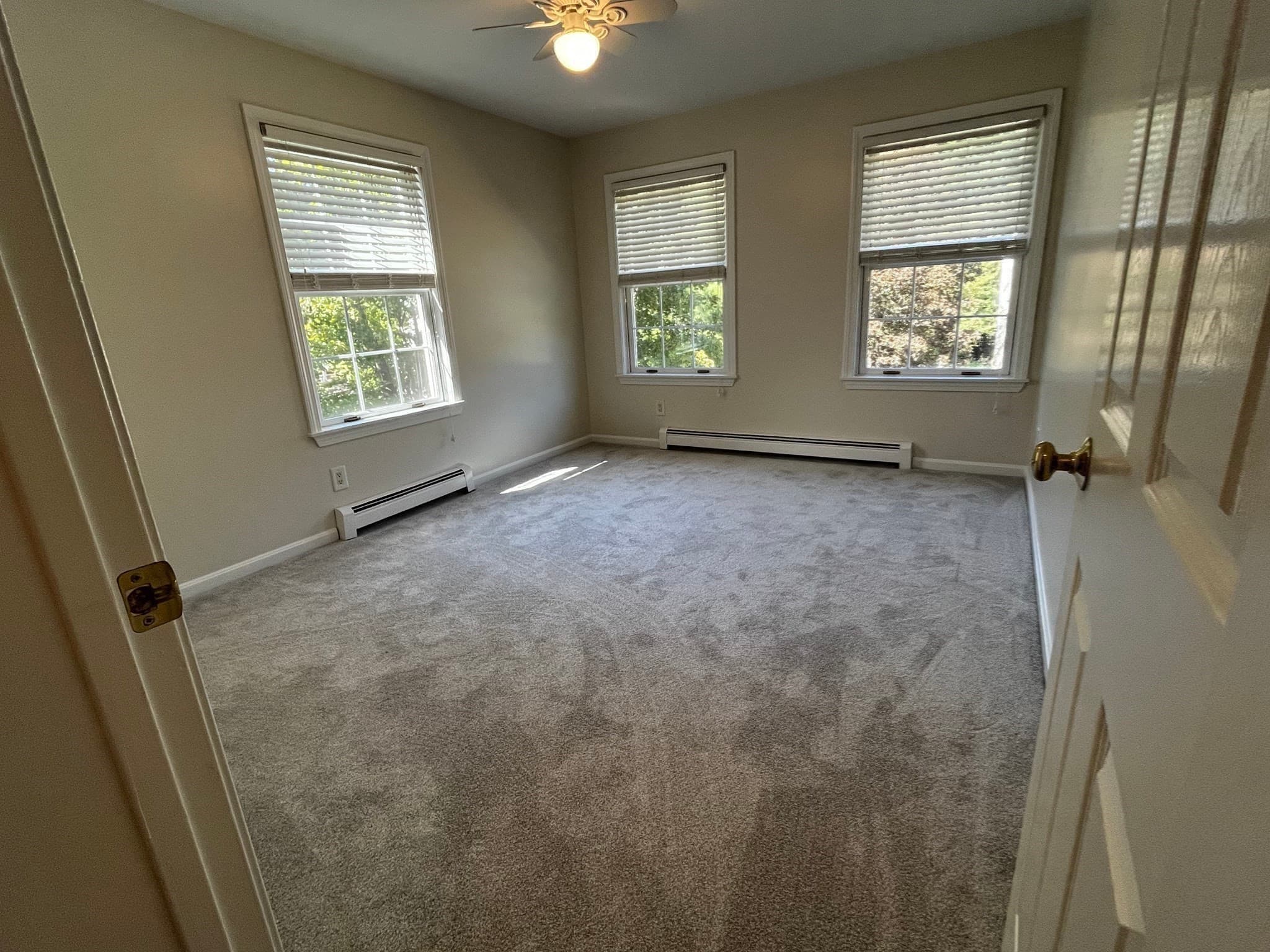 Single Family Residence at 8 Pinewood Rd, Amesbury MA 01913, Amesbury, photo 15 of 34
