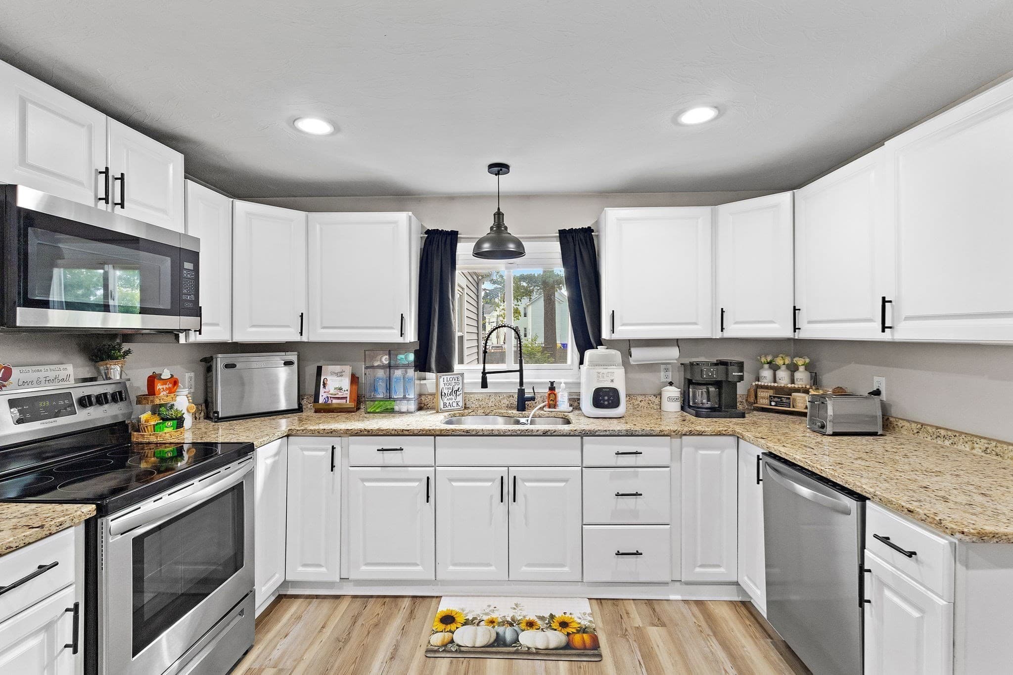Single Family Residence at 93 Washburn Street, Taunton MA 02780, Taunton, photo 11 of 38
