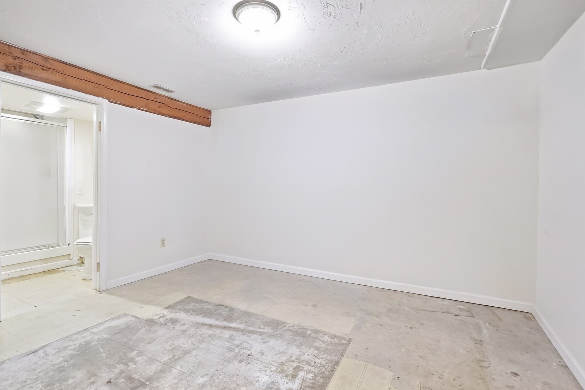 Condominium at 97 Forest # 2, Lowell MA 01851, Lowell, photo 27 of 40