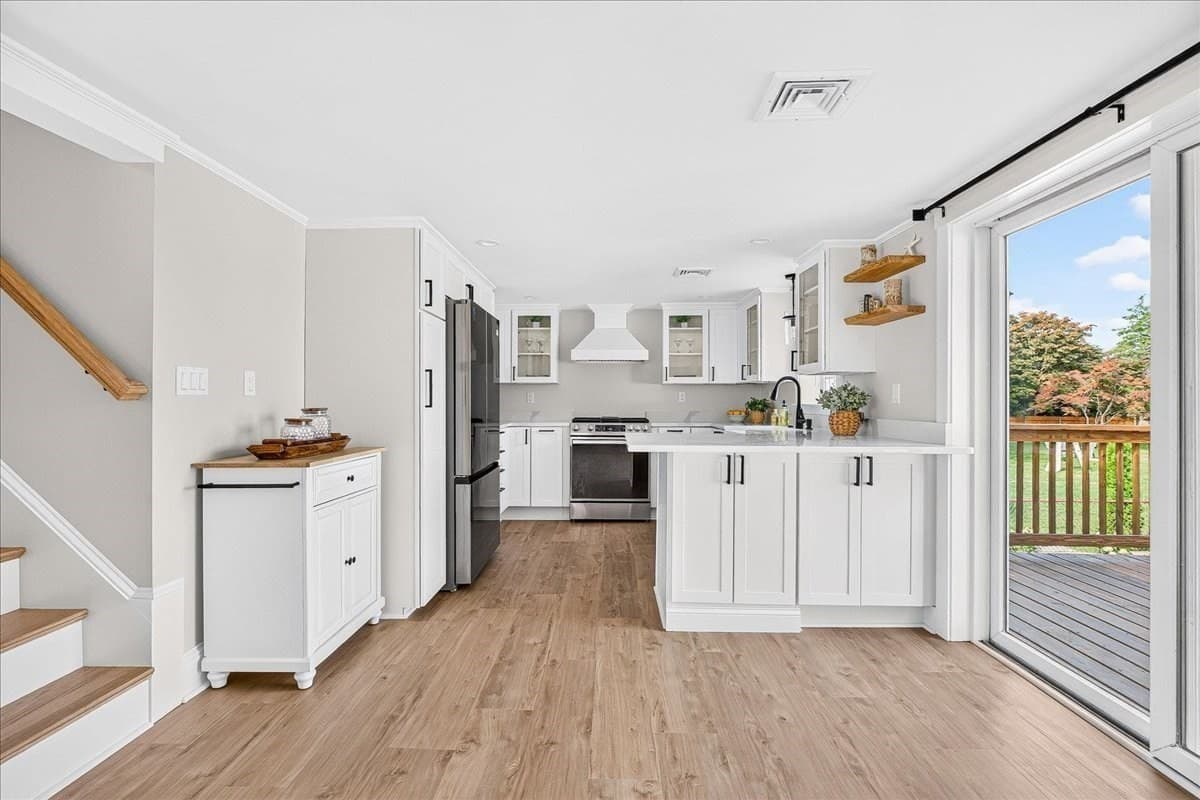 Single Family Residence at 25 Fairmount St, New Bedford MA 02740, New Bedford, photo 17 of 40