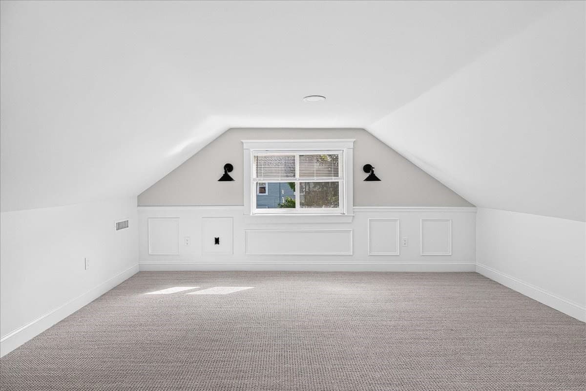 Single Family Residence at 25 Fairmount St, New Bedford MA 02740, New Bedford, photo 32 of 40