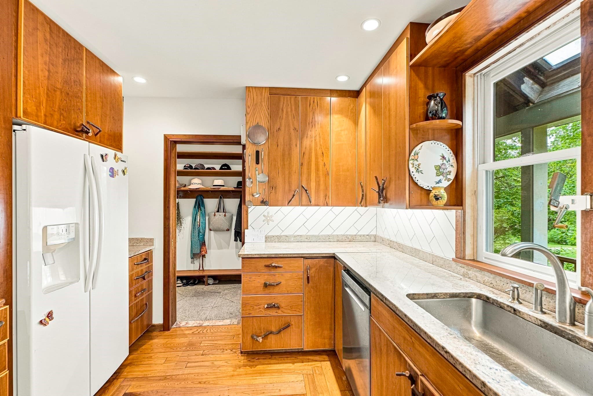 Condominium at 10 Half Moon Hill # 10, Acton MA 01720, Acton, photo 6 of 36