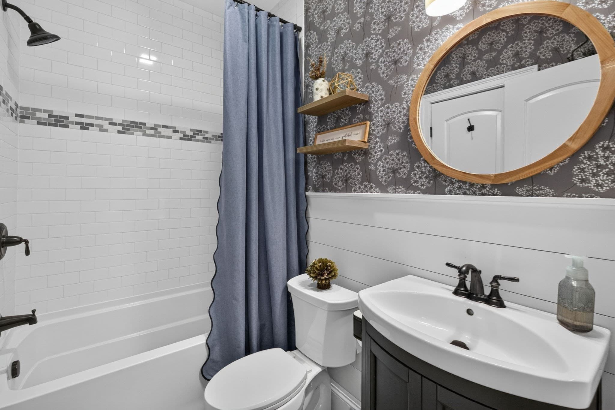 Single Family Residence at 155 Blackstone St, Bellingham MA 02019, Bellingham, photo 16 of 42