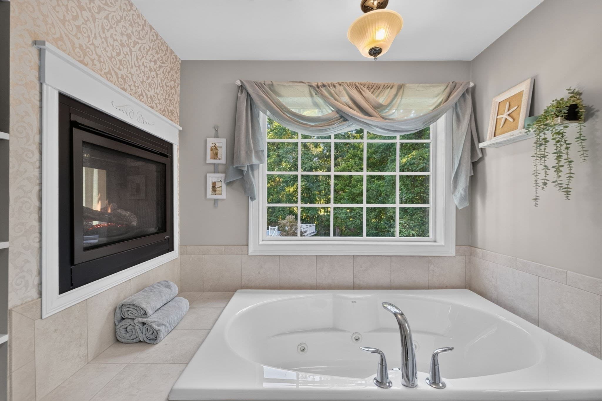 Single Family Residence at 155 Blackstone St, Bellingham MA 02019, Bellingham, photo 35 of 42