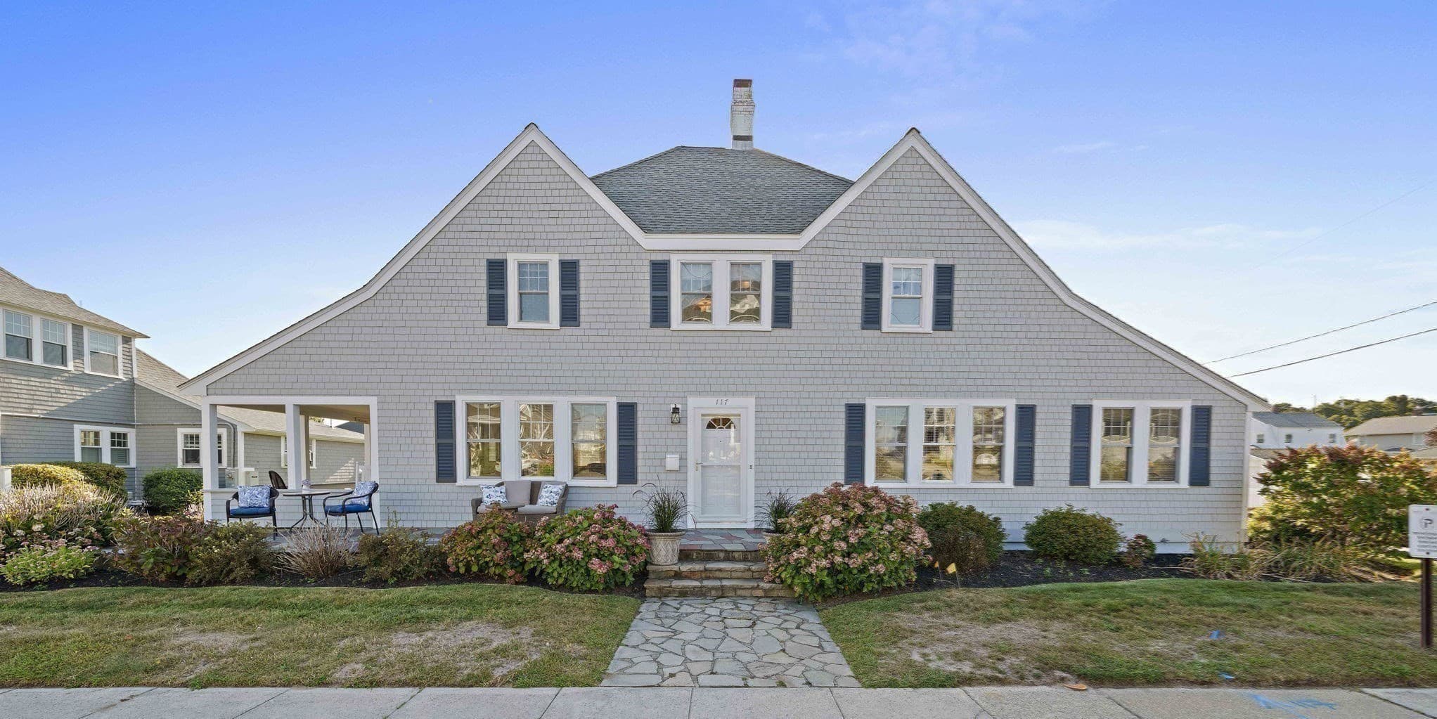 Single Family Residence at 117 Manomet Ave., Hull MA 02045, photo 5 of 42