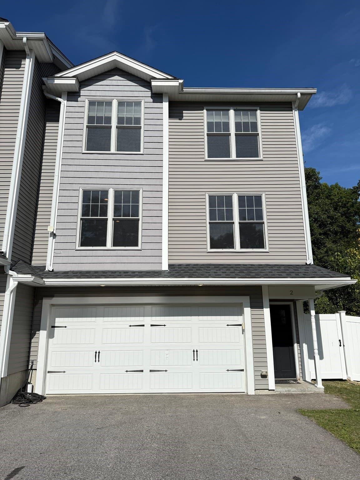 2 Burncoat Hts, Worcester MA 01606