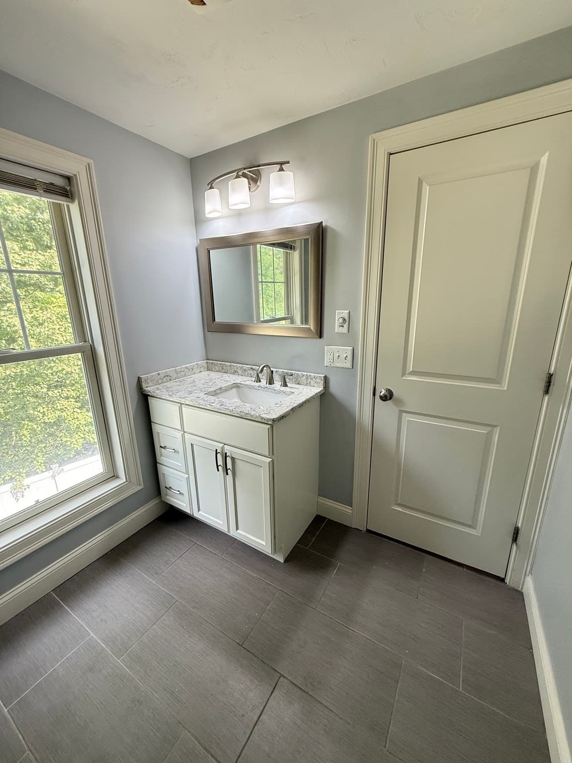 Single Family Residence at 2 Burncoat Hts, Worcester MA 01606, Worcester, photo 30 of 42