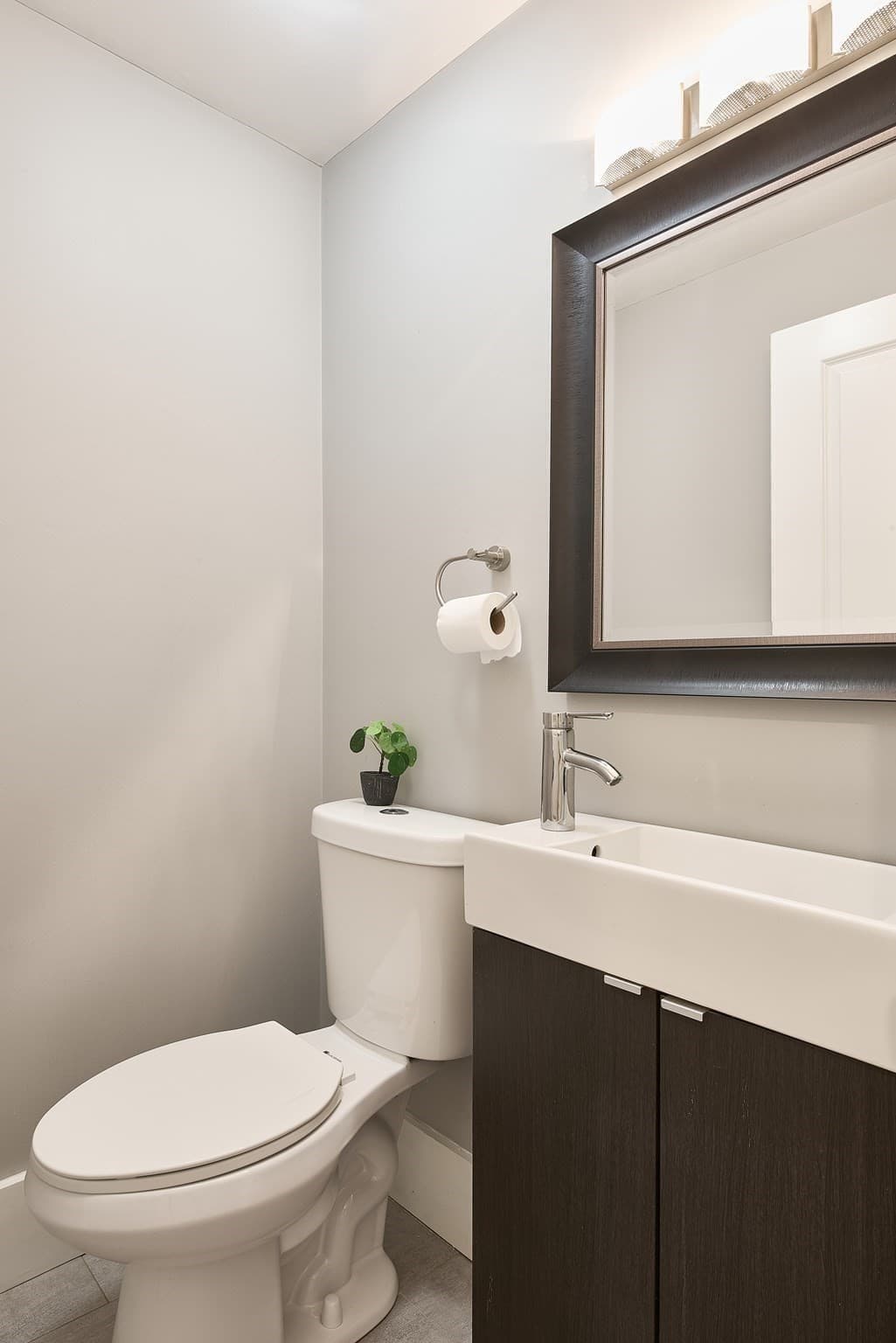 Condominium at 2 Auburn Ave # 2, Somerville MA 02145, Somerville, photo 9 of 20