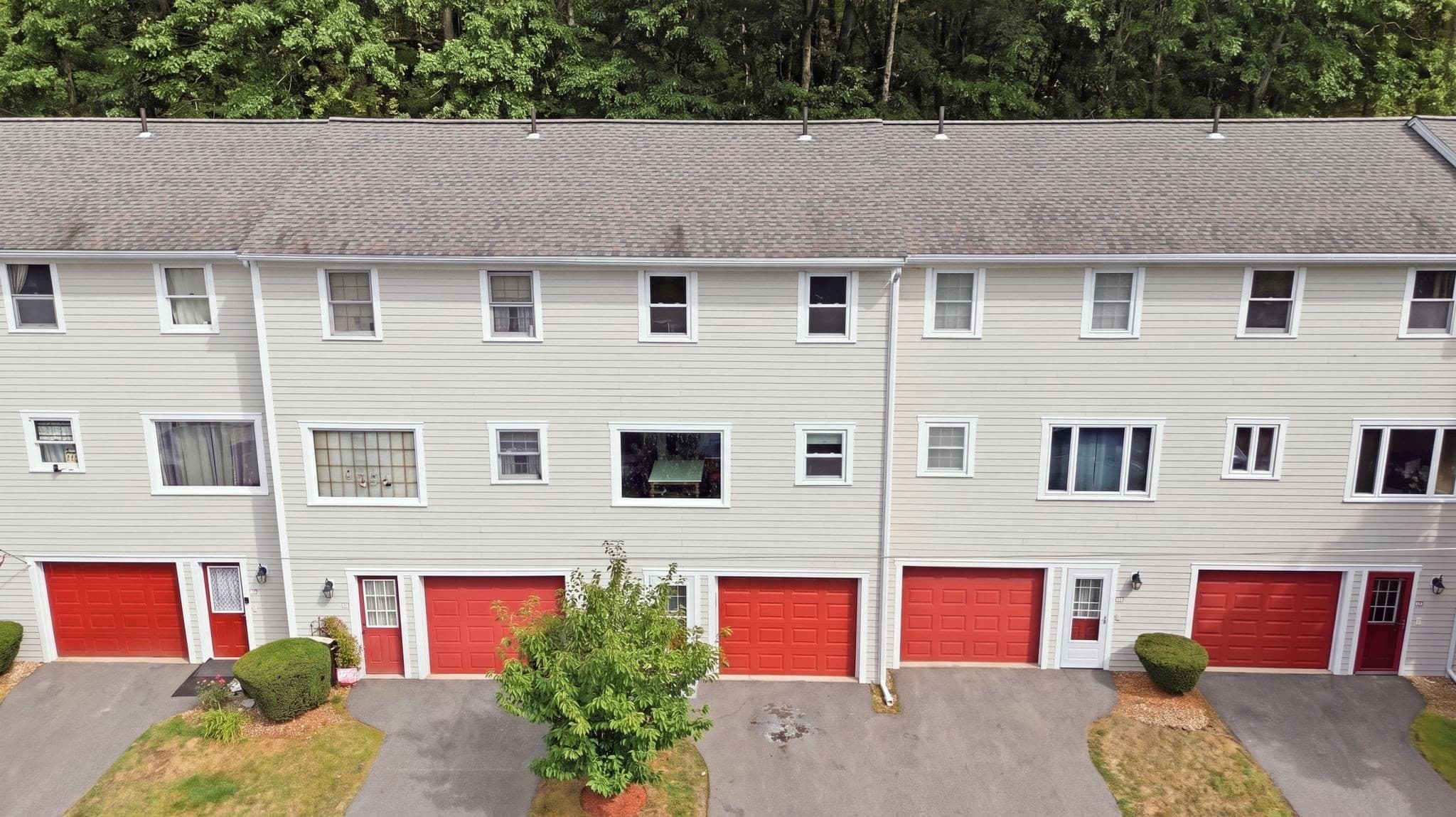 Condominium at 106 Park Ave W # D5, Lowell MA 01852, Lowell, photo 2 of 26